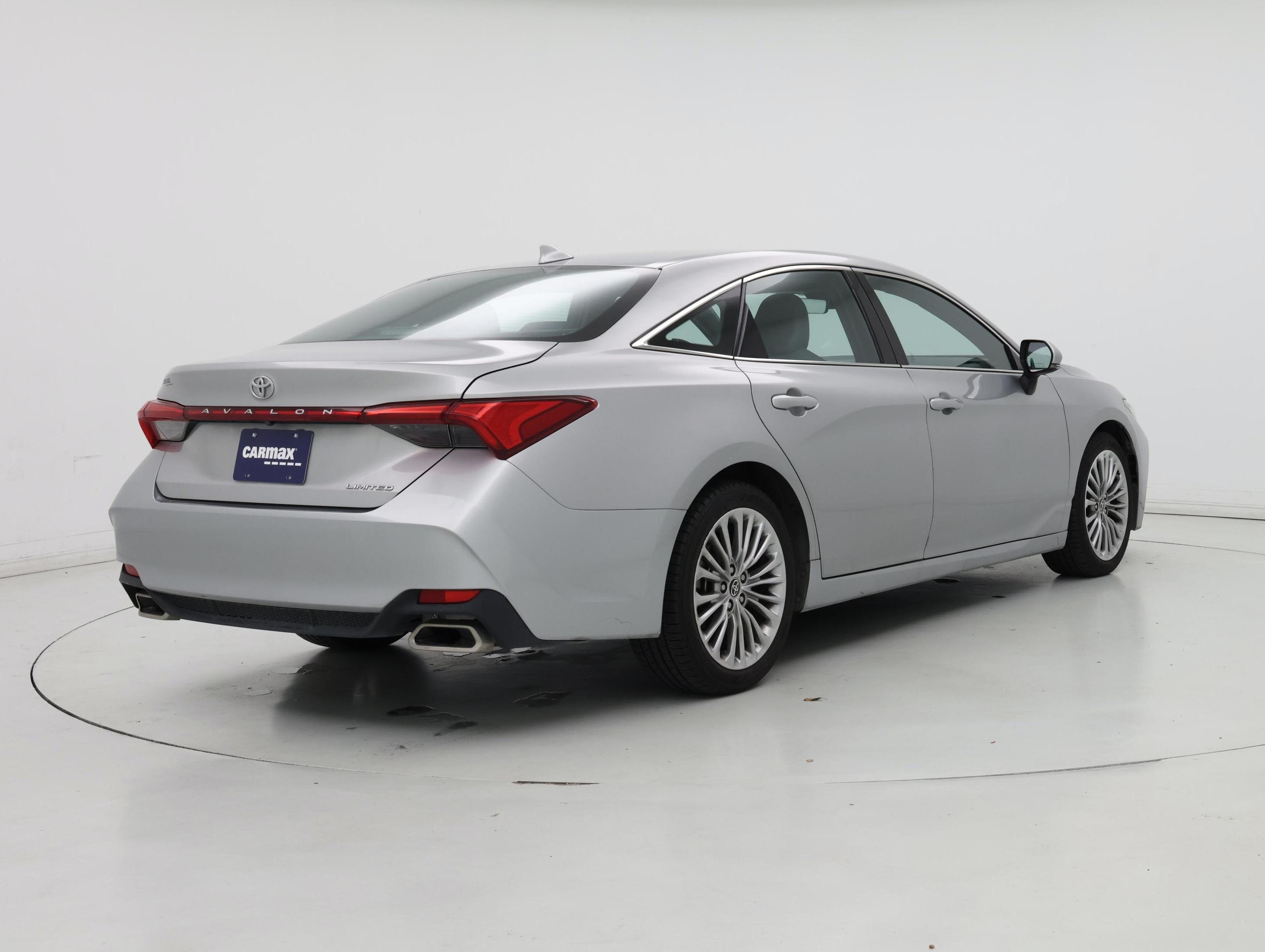 Thumbnail: 2021 Toyota Avalon - 8