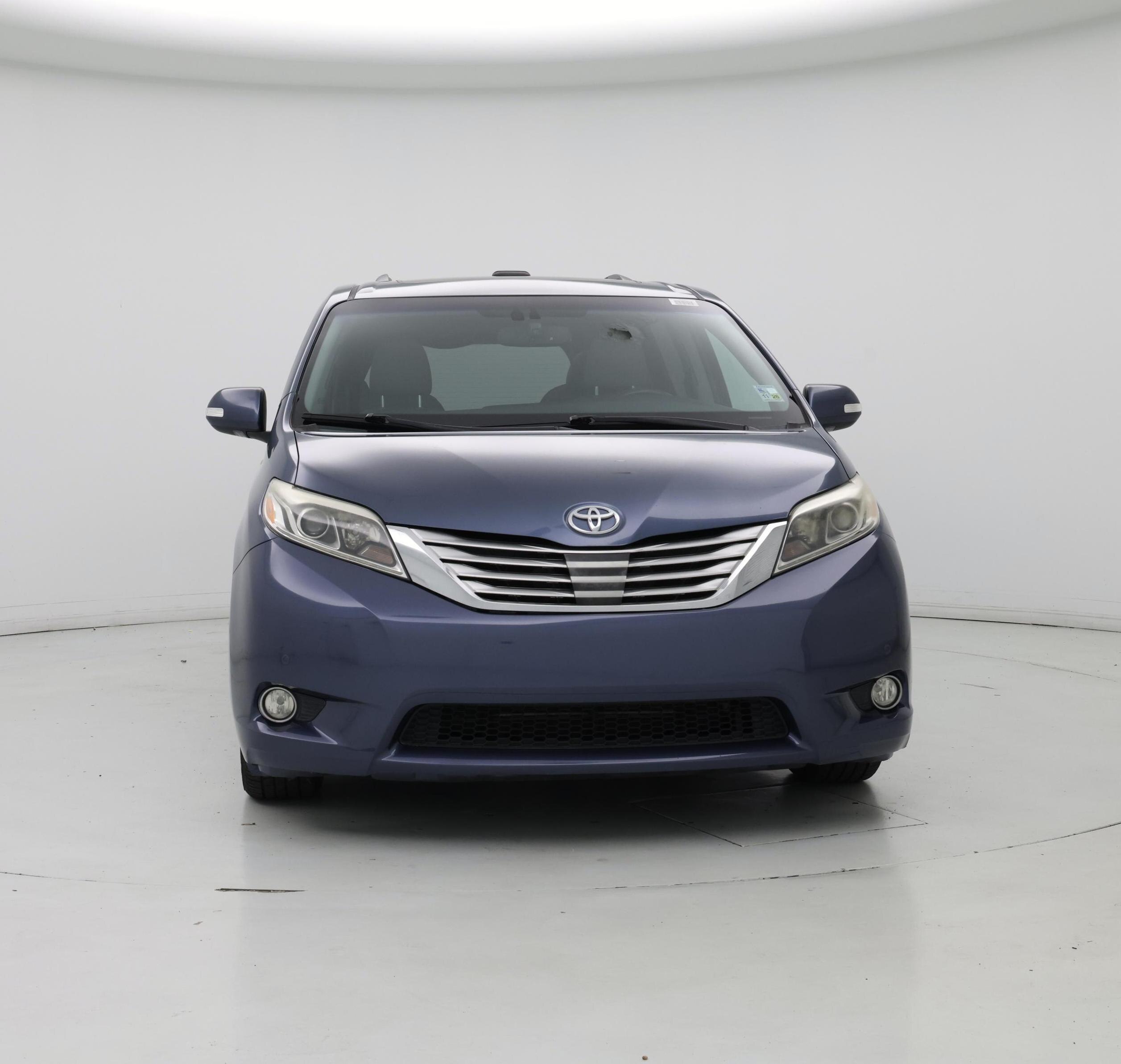 Thumbnail: 2015 Toyota Sienna - 5