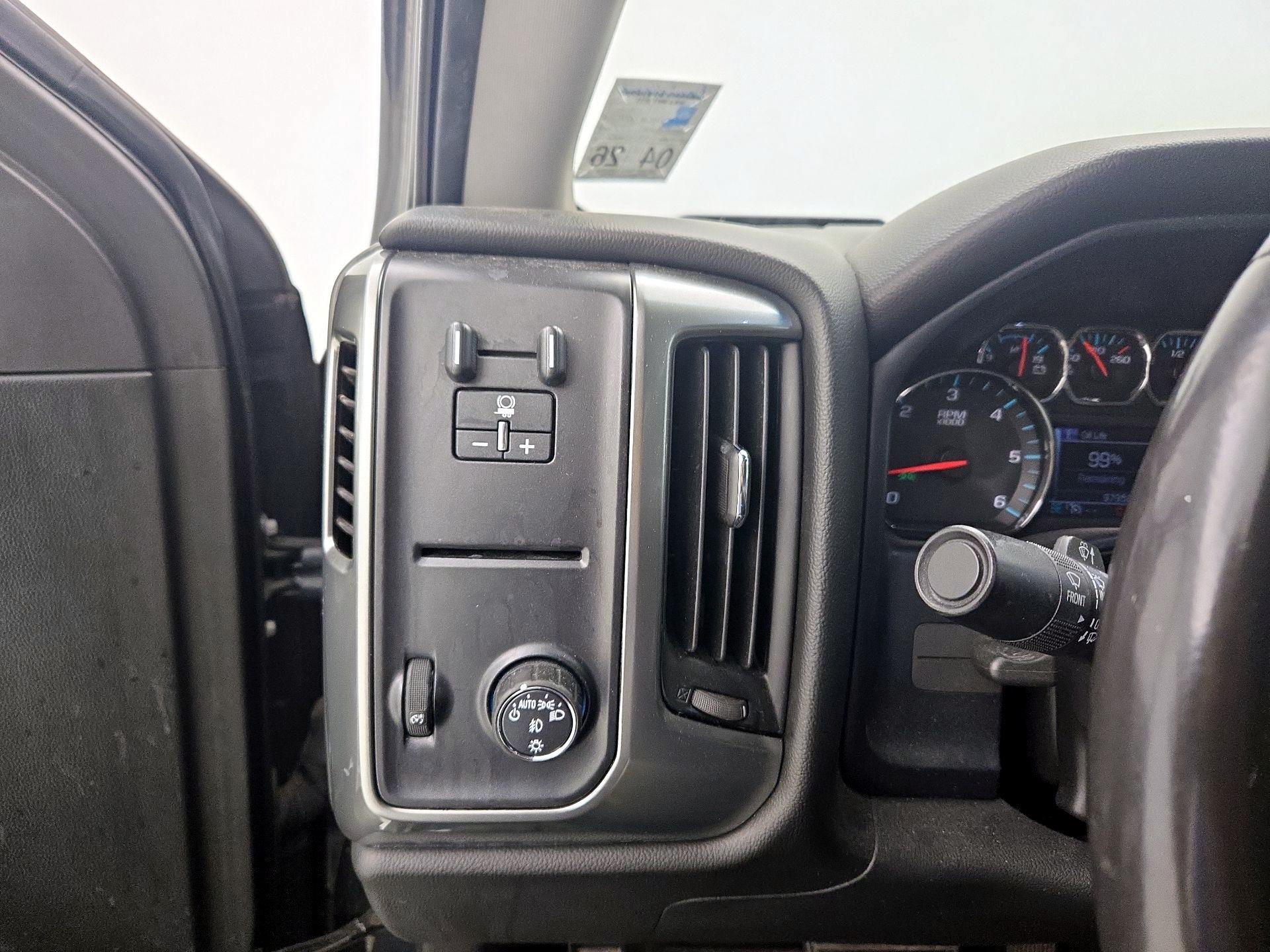 Thumbnail: 2017 Chevrolet Silverado 1500 - 13