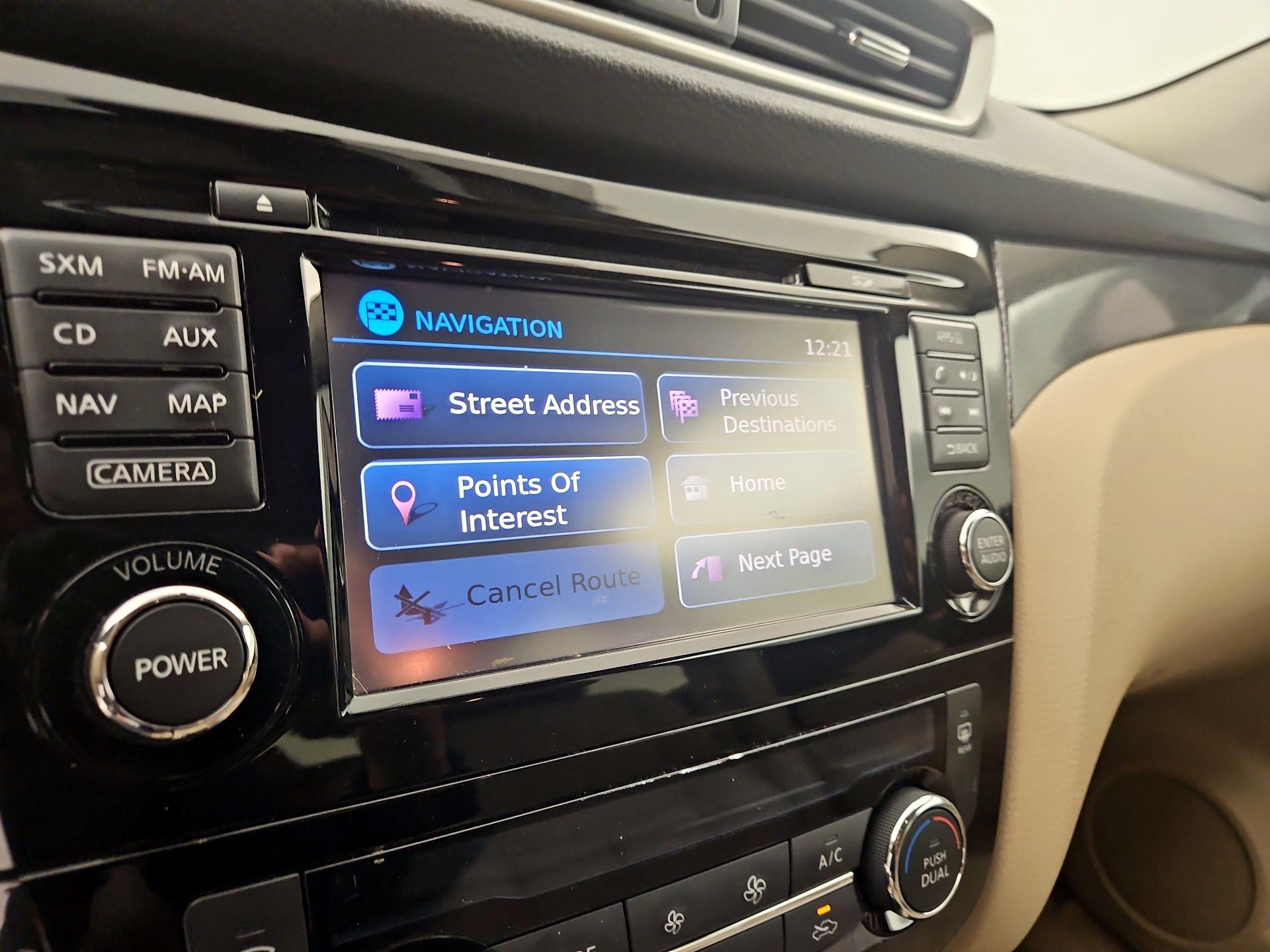 Thumbnail: 2015 Nissan Rogue - 14