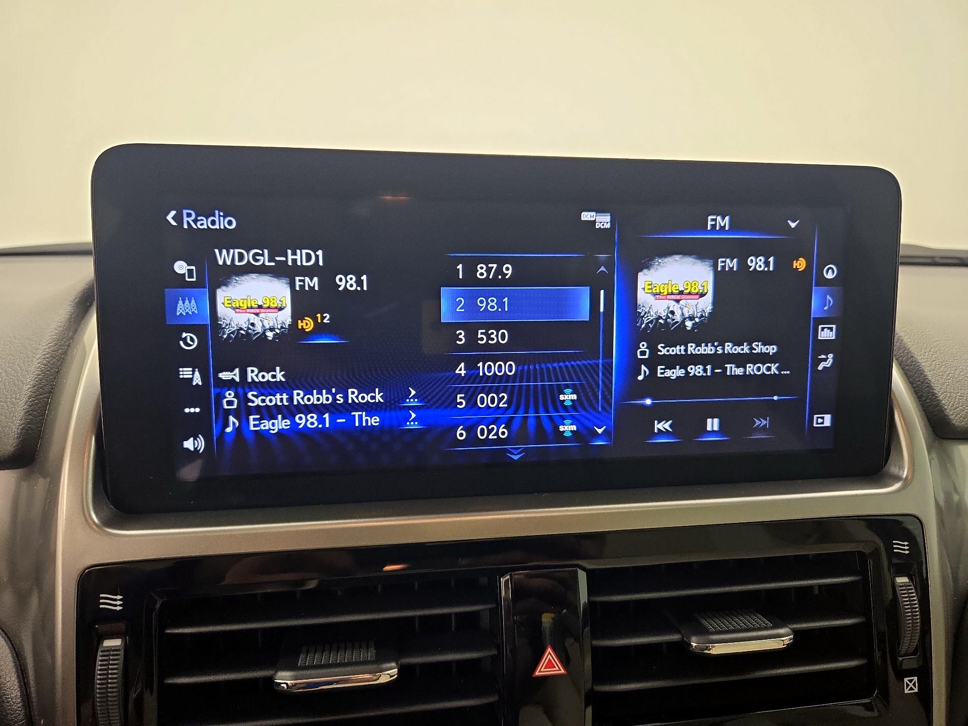 Thumbnail: 2023 Lexus GX - 16