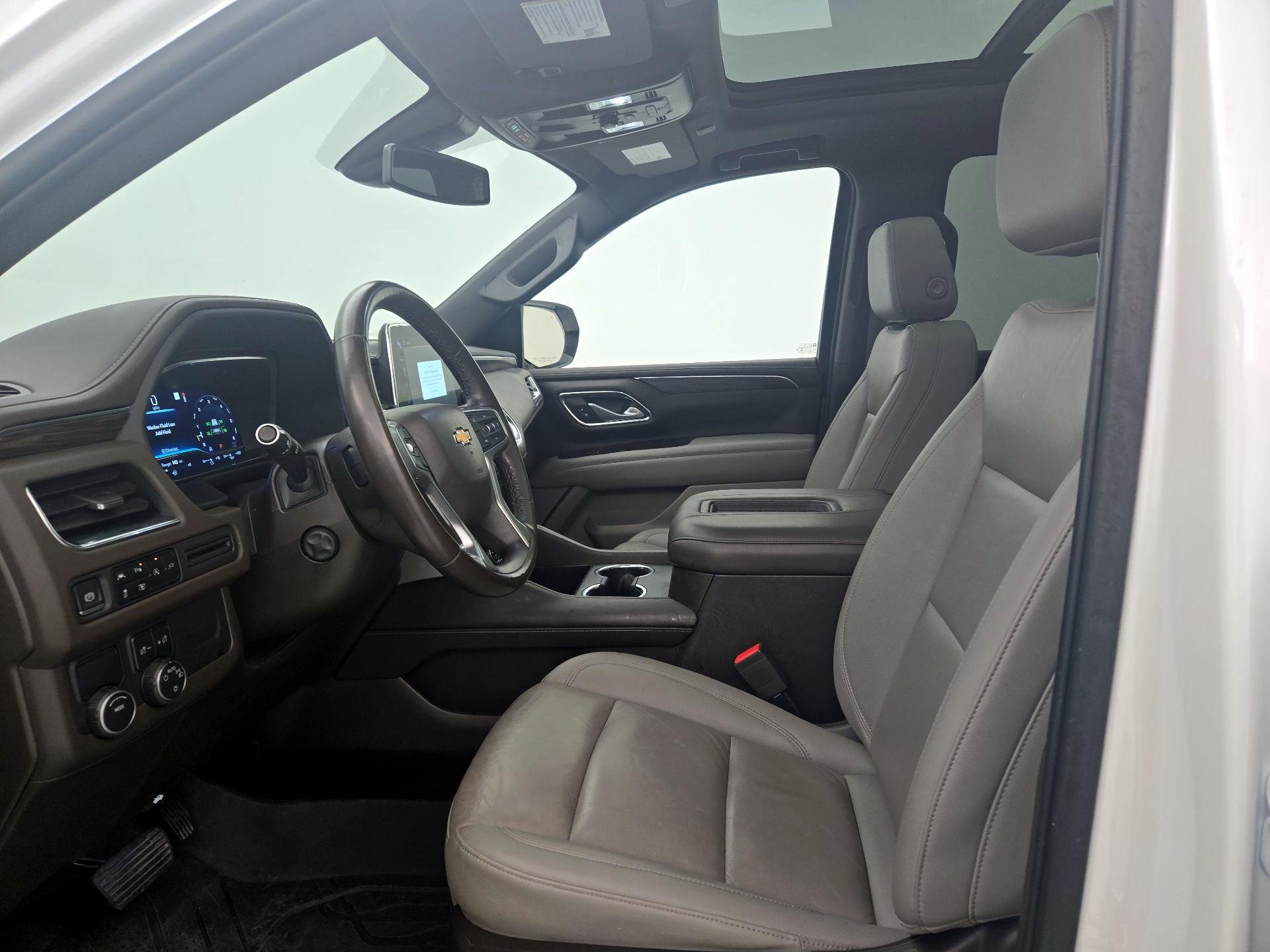 Thumbnail: 2022 Chevrolet Suburban - 11