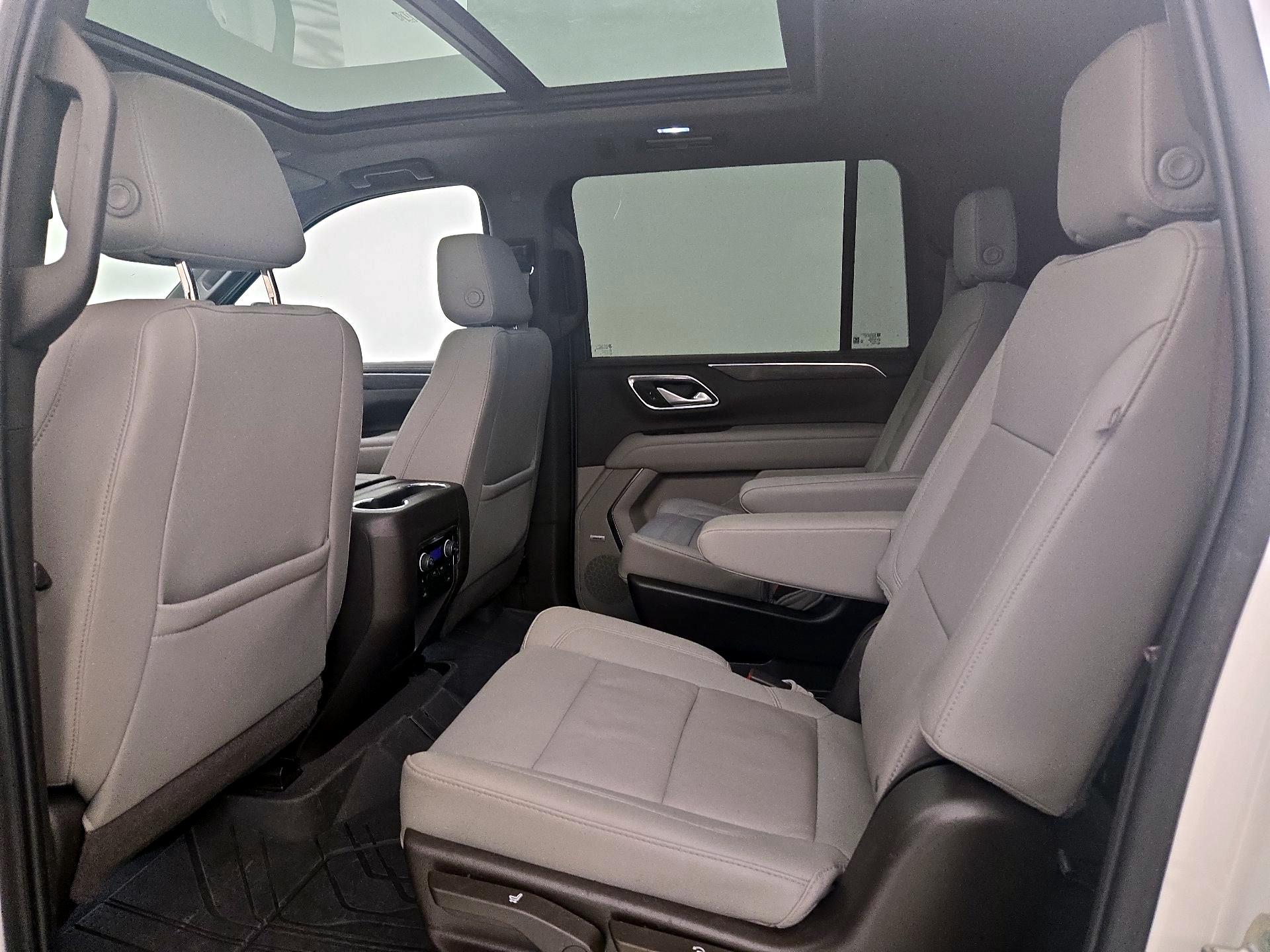 Thumbnail: 2022 Chevrolet Suburban - 20