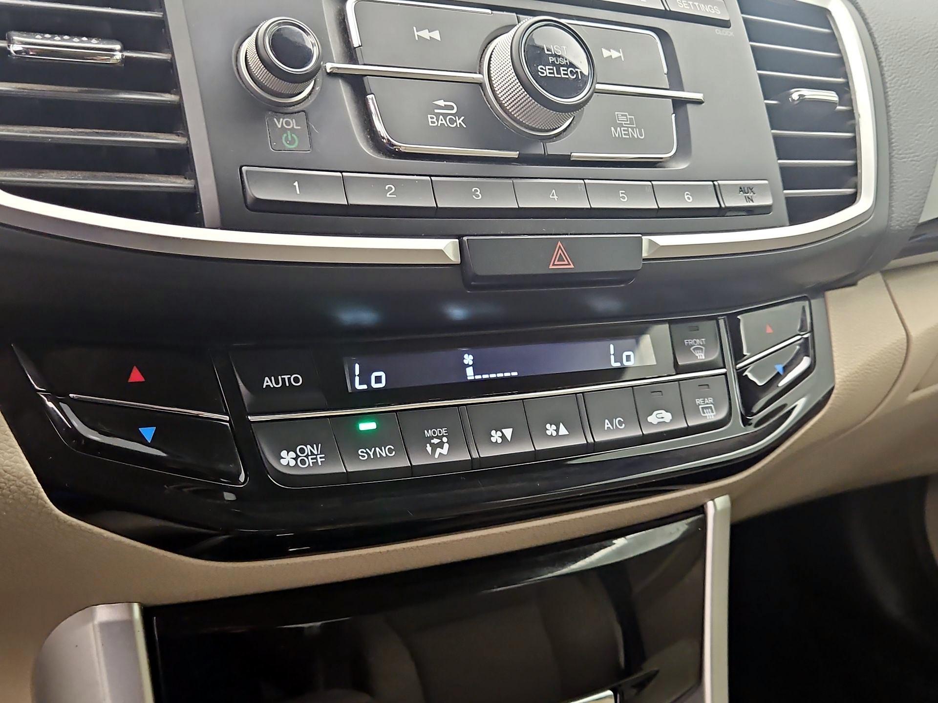 Thumbnail: 2017 Honda Accord - 16