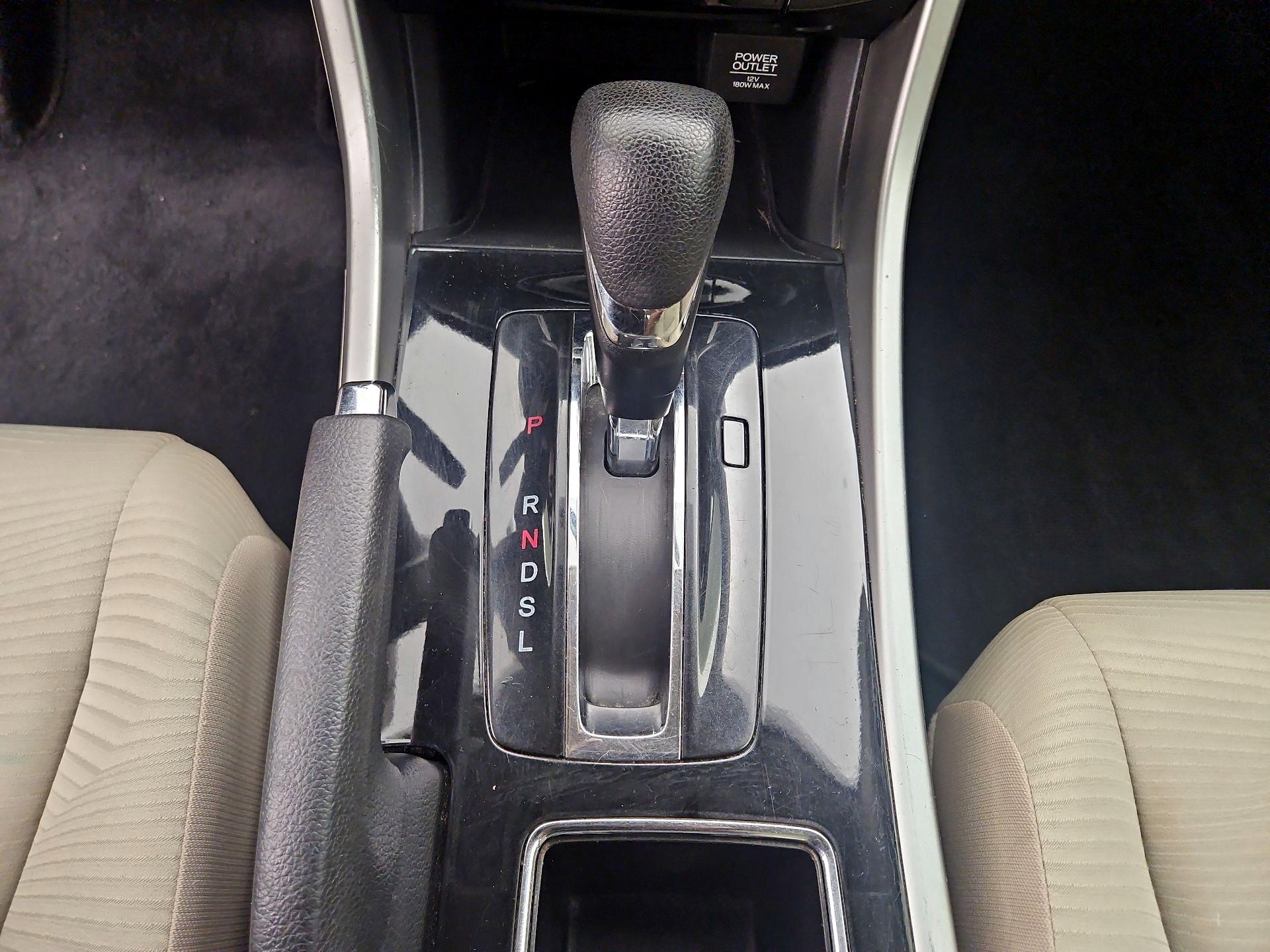 Thumbnail: 2017 Honda Accord - 17