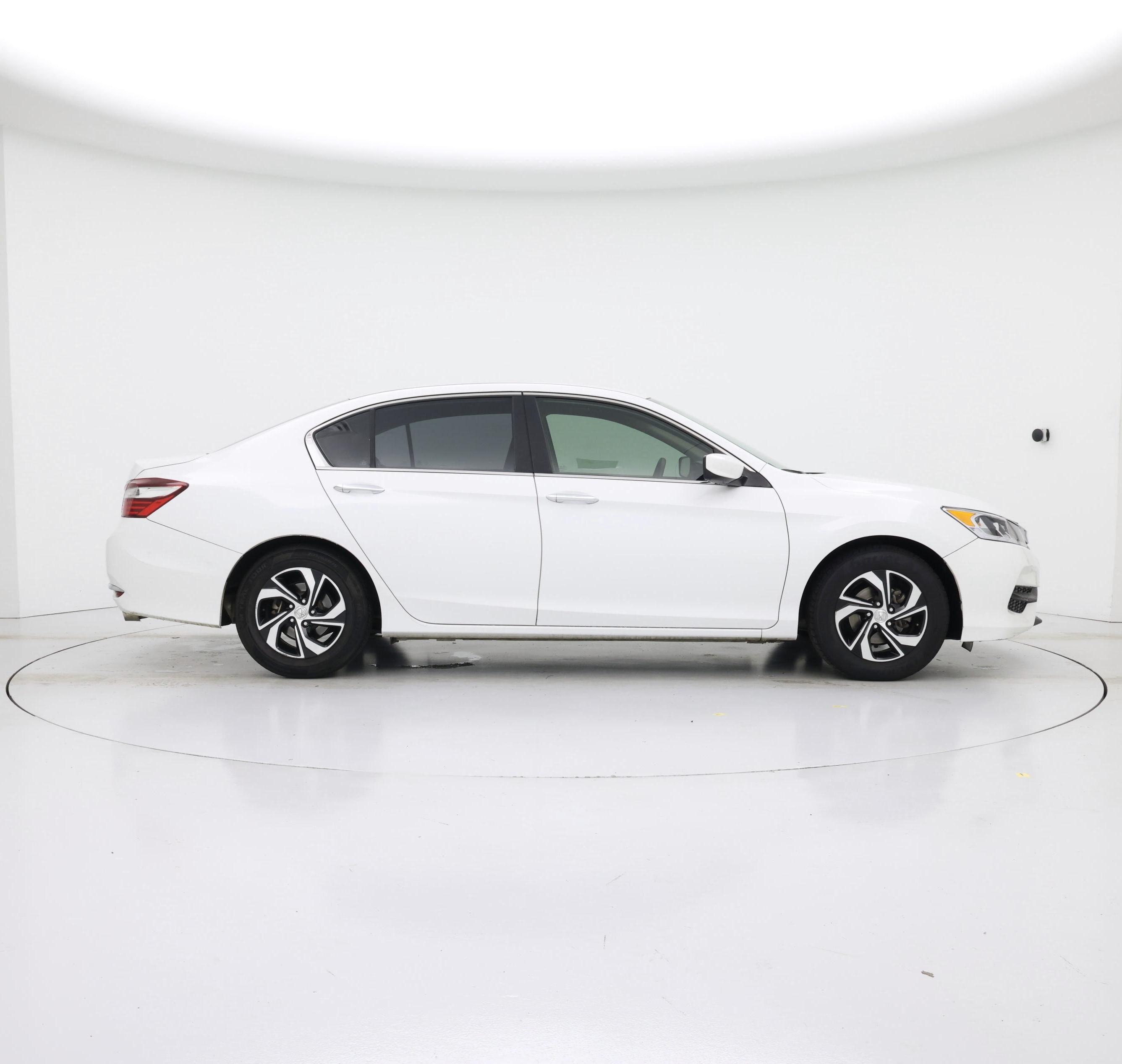 Thumbnail: 2017 Honda Accord - 7