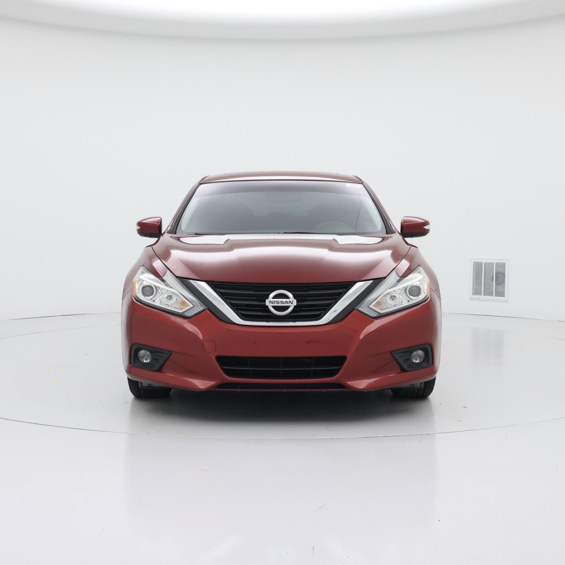 Thumbnail: 2016 Nissan Altima - 5