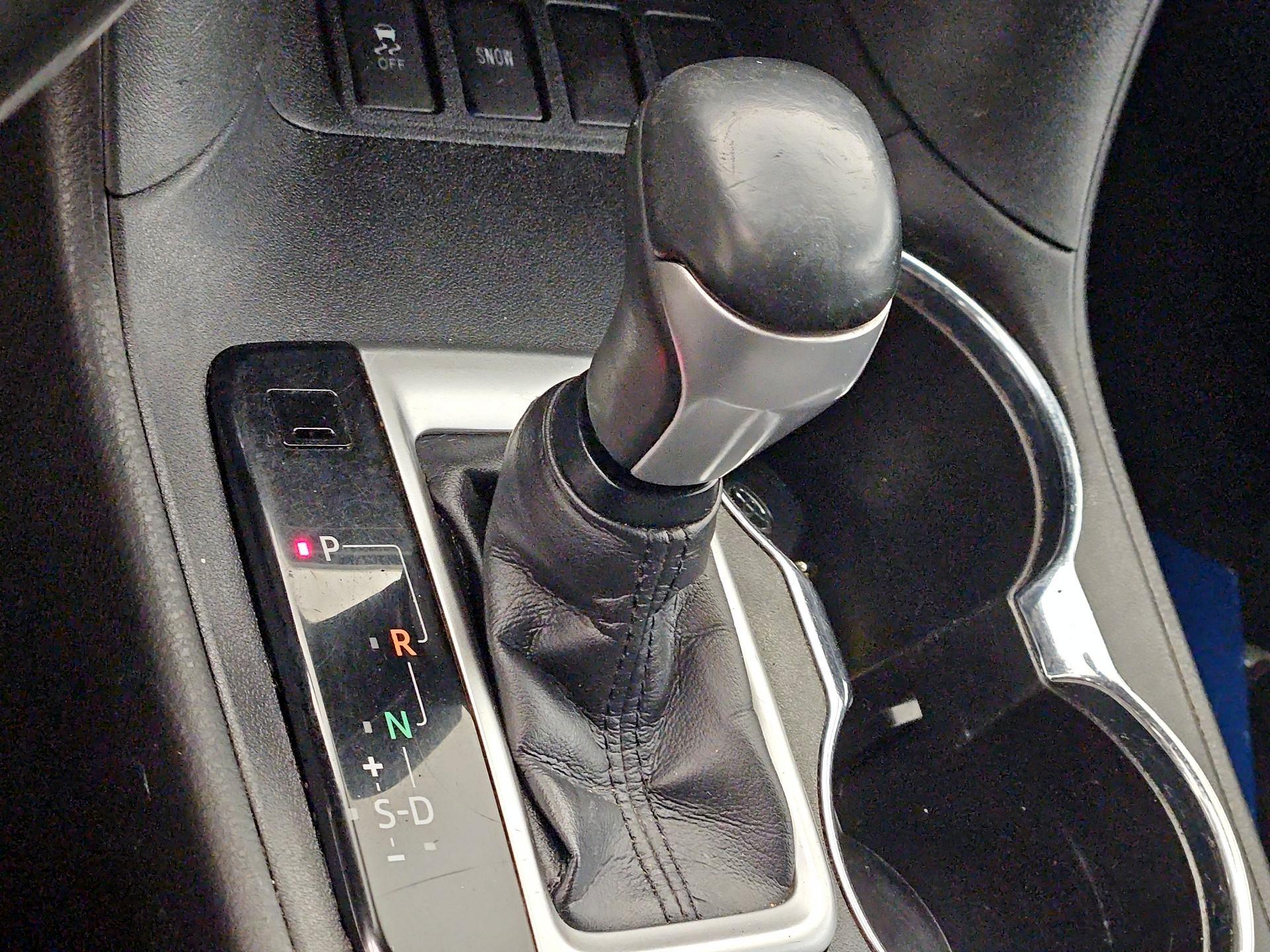 Thumbnail: 2019 Toyota Highlander - 17