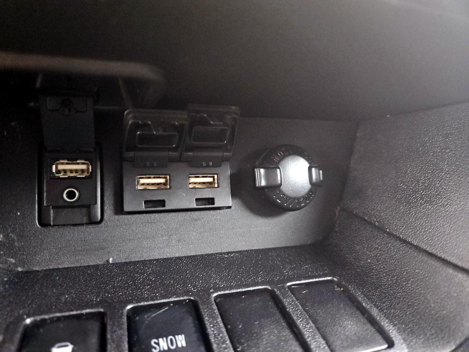 Thumbnail: 2019 Toyota Highlander - 18