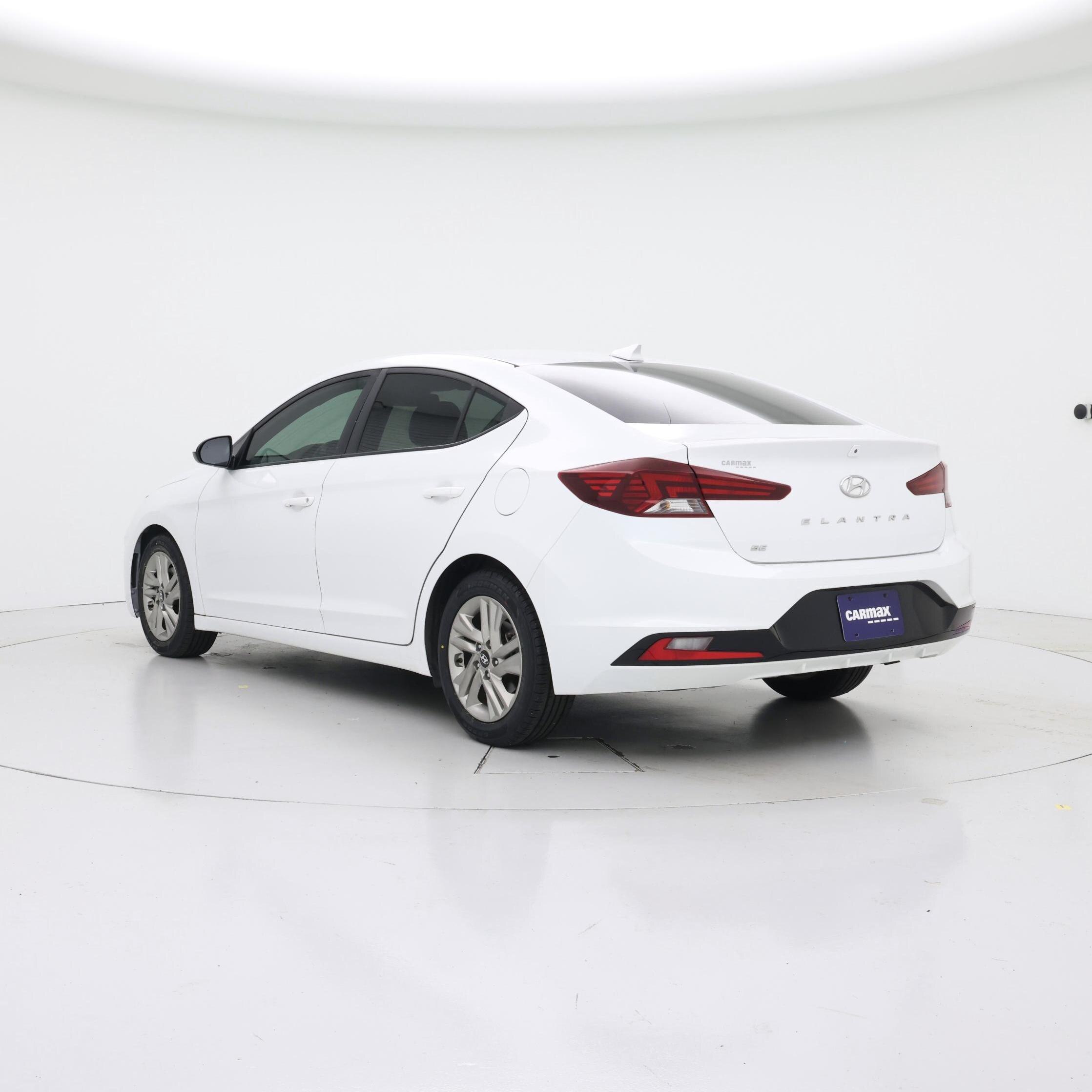 Thumbnail: 2019 Hyundai Elantra - 2