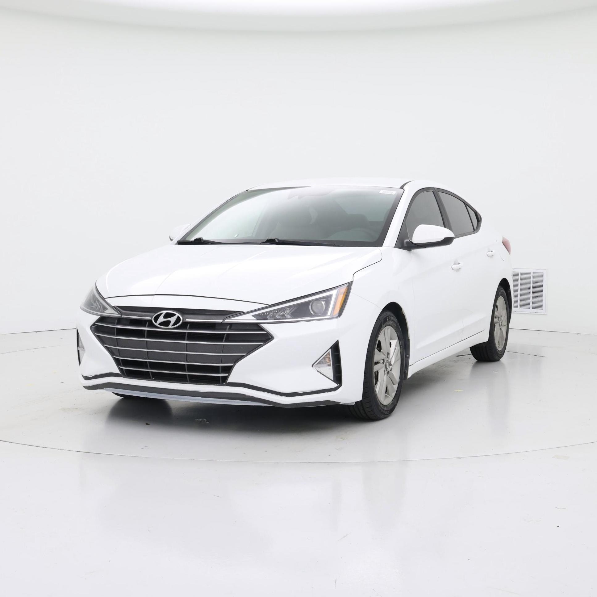 Thumbnail: 2019 Hyundai Elantra - 4