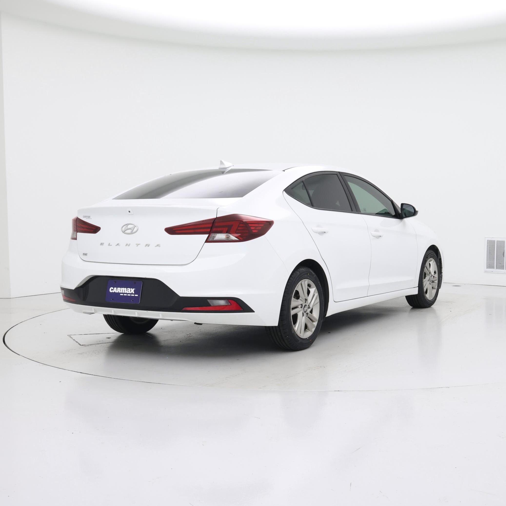 Thumbnail: 2019 Hyundai Elantra - 8