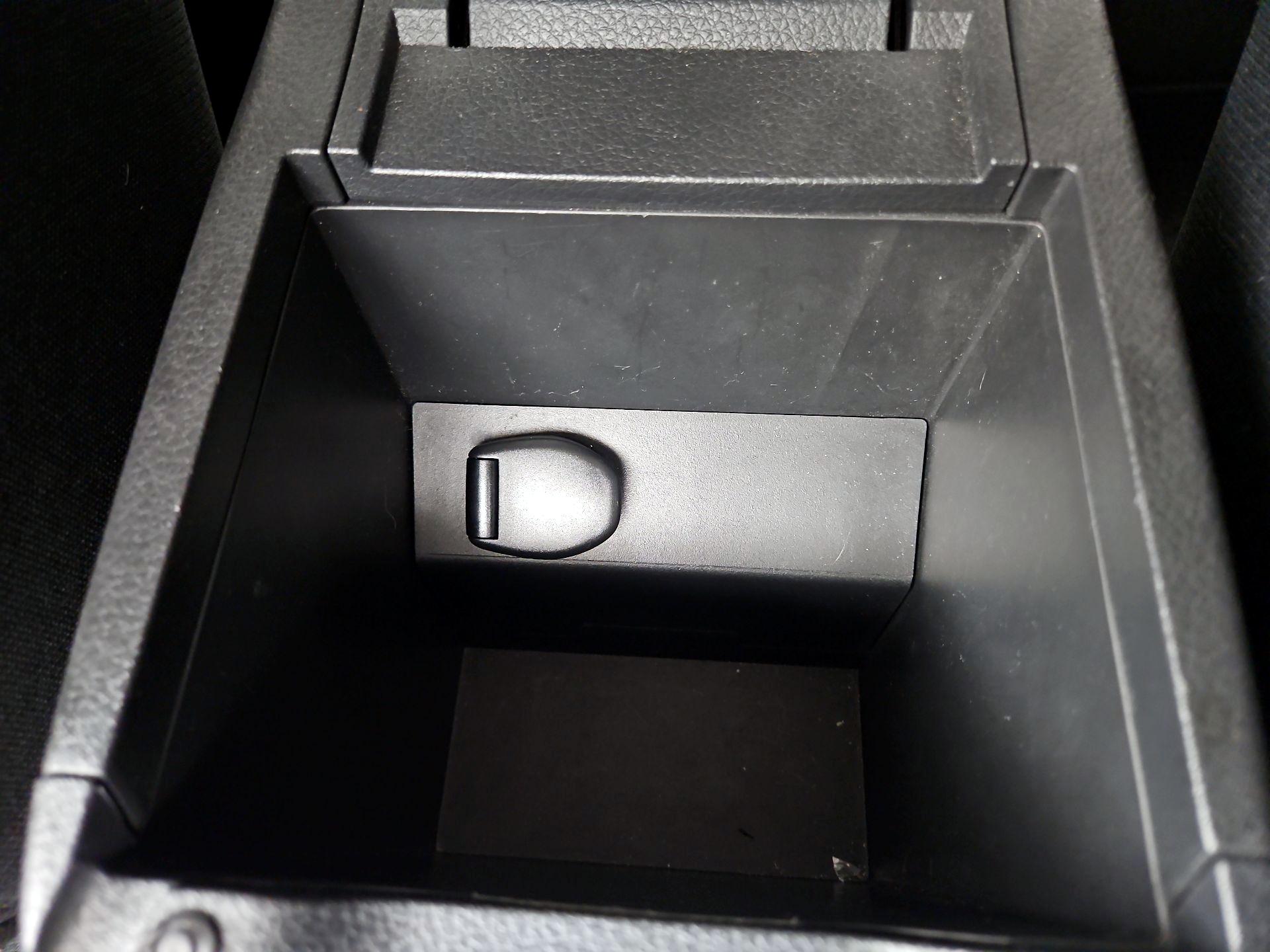 Thumbnail: 2014 Nissan Sentra - 17