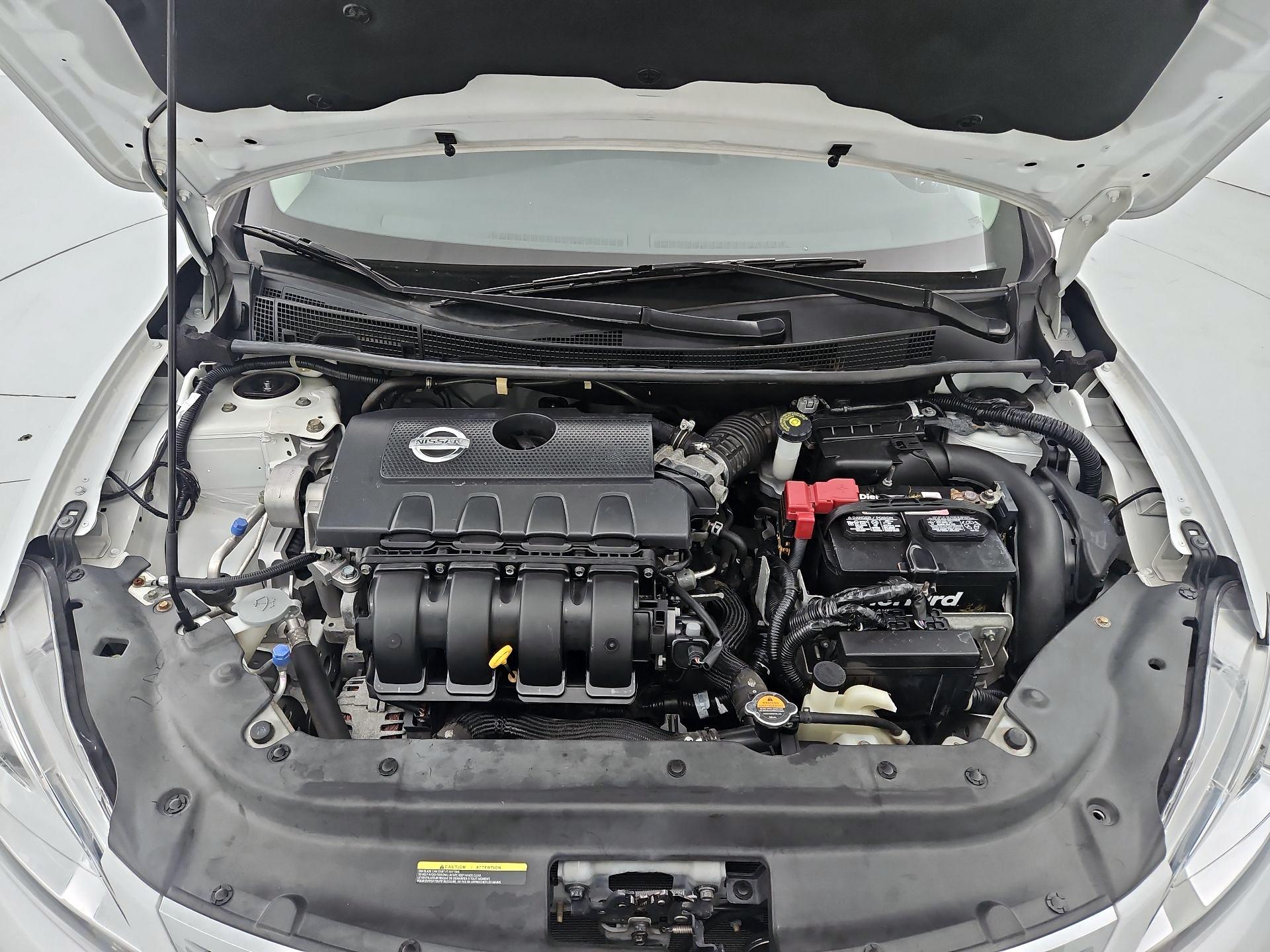 Thumbnail: 2014 Nissan Sentra - 20