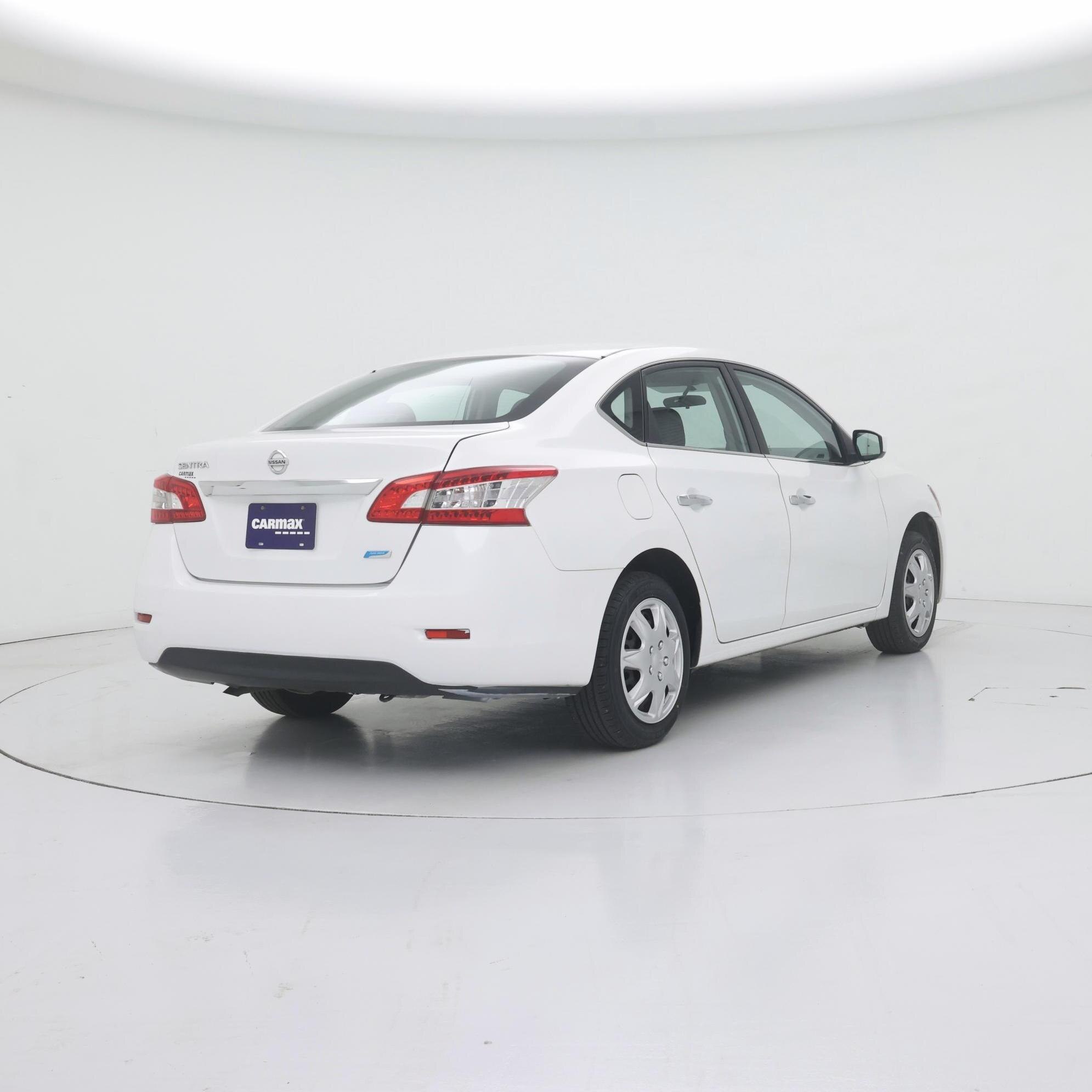 Thumbnail: 2014 Nissan Sentra - 8