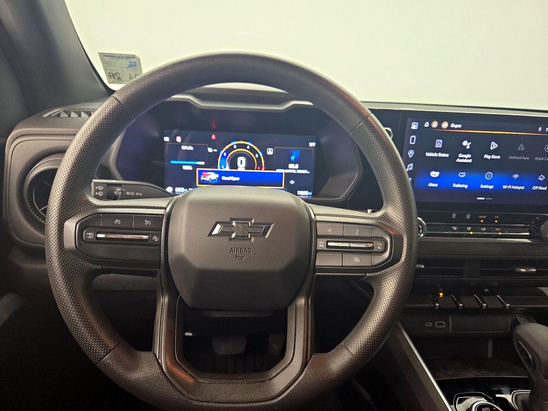 Thumbnail: 2024 Chevrolet Colorado - 10