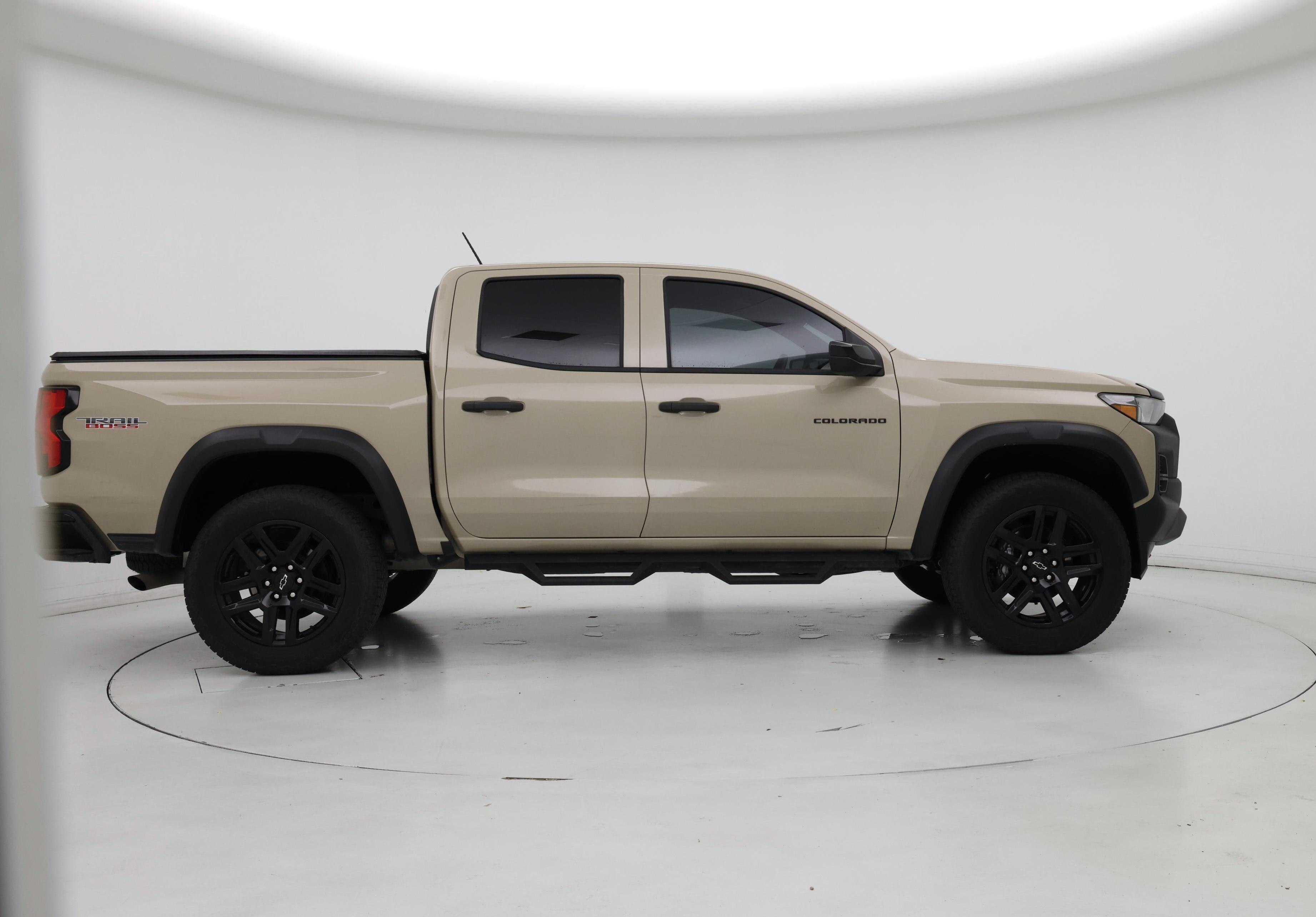 Thumbnail: 2024 Chevrolet Colorado - 7