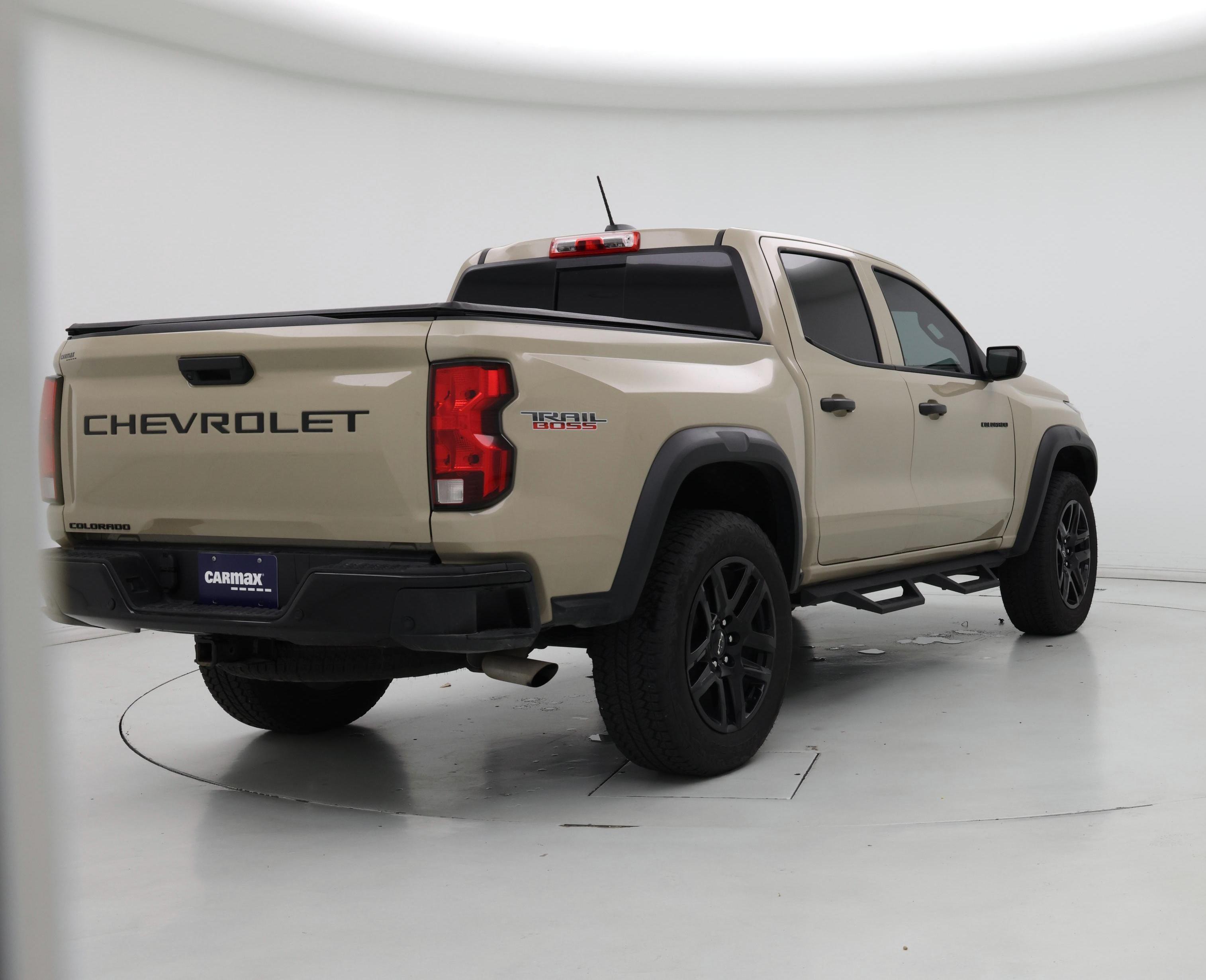 Thumbnail: 2024 Chevrolet Colorado - 8