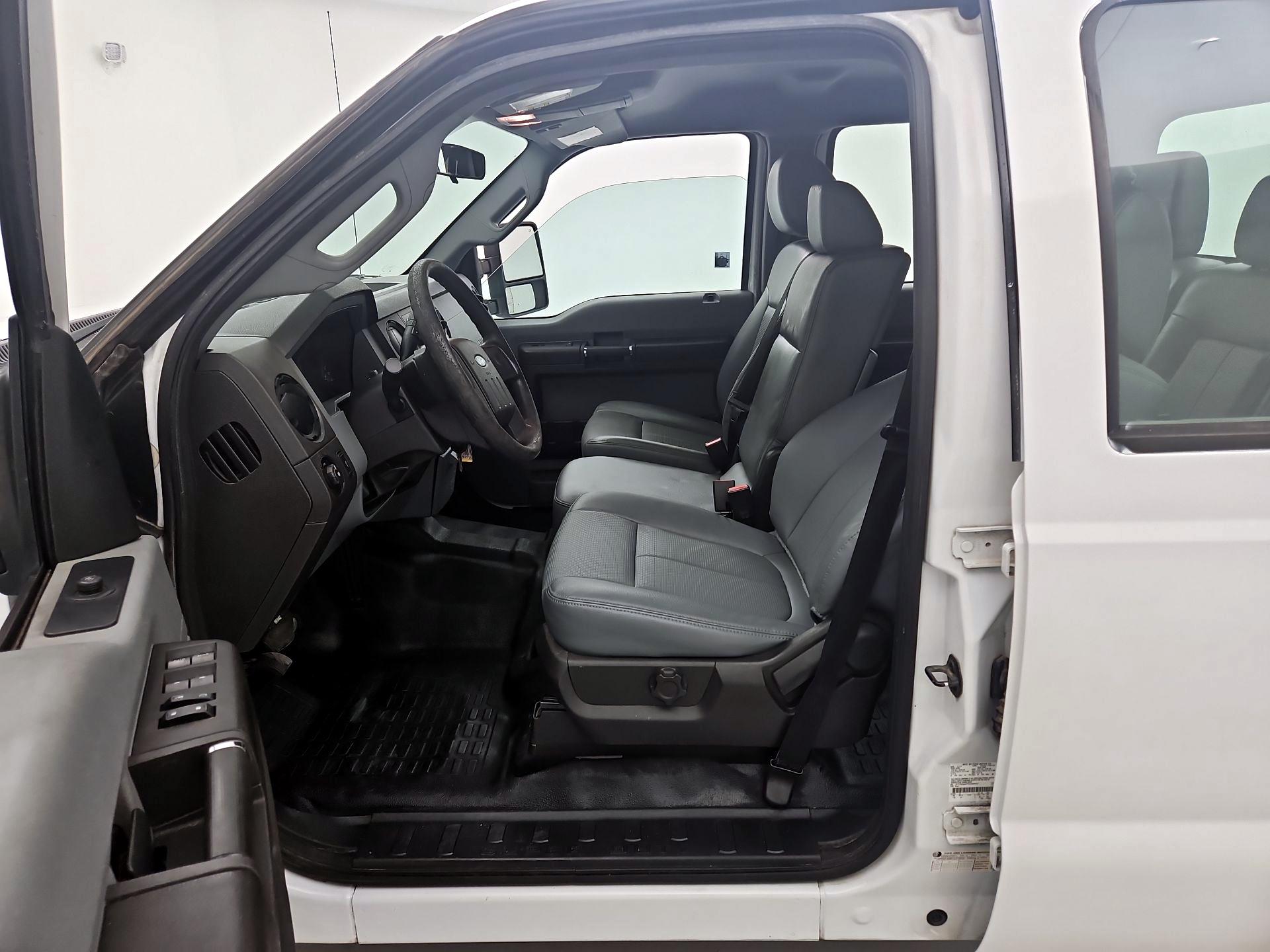 Thumbnail: 2014 Ford F-250 - 11