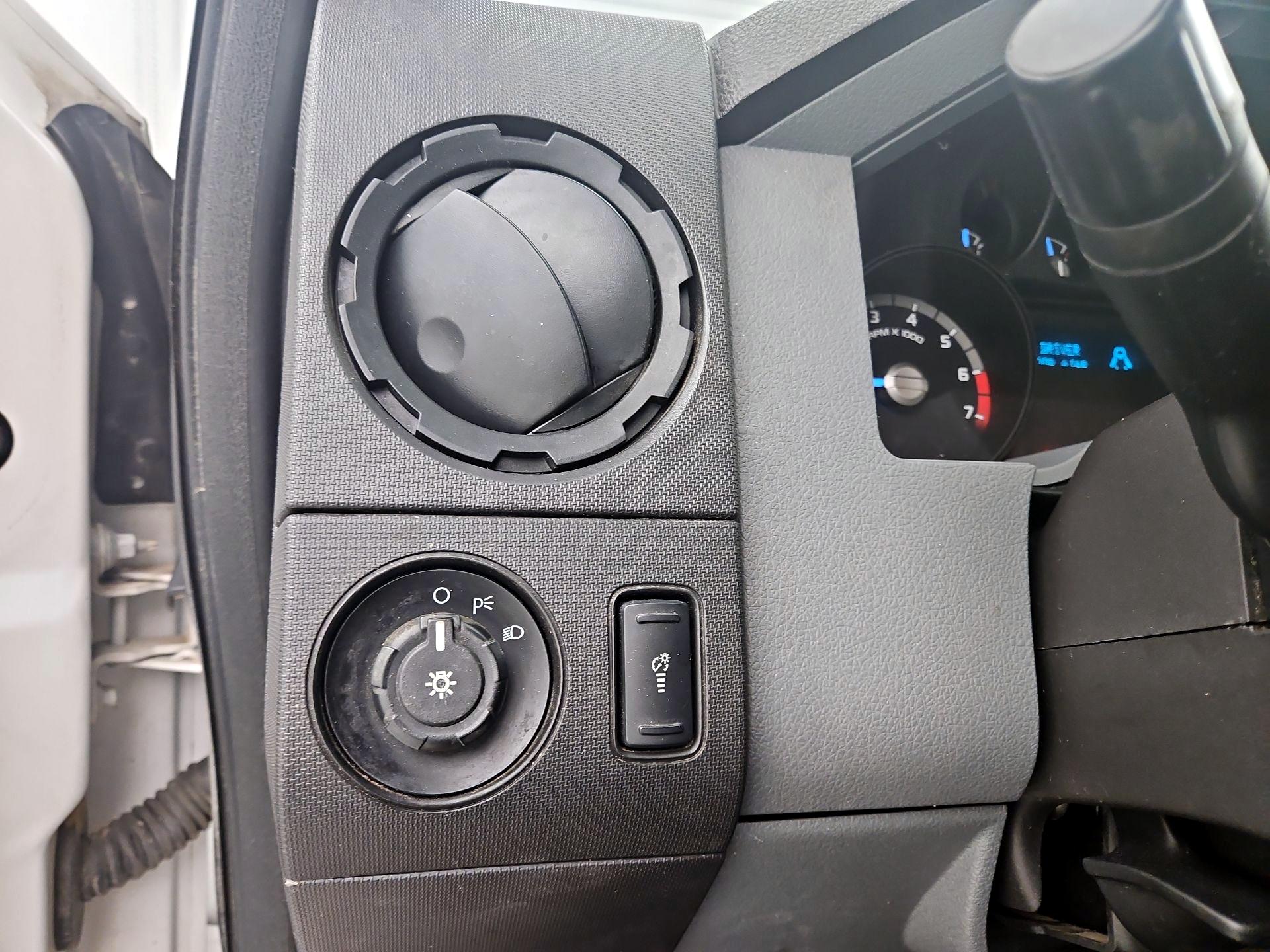 Thumbnail: 2014 Ford F-250 - 13