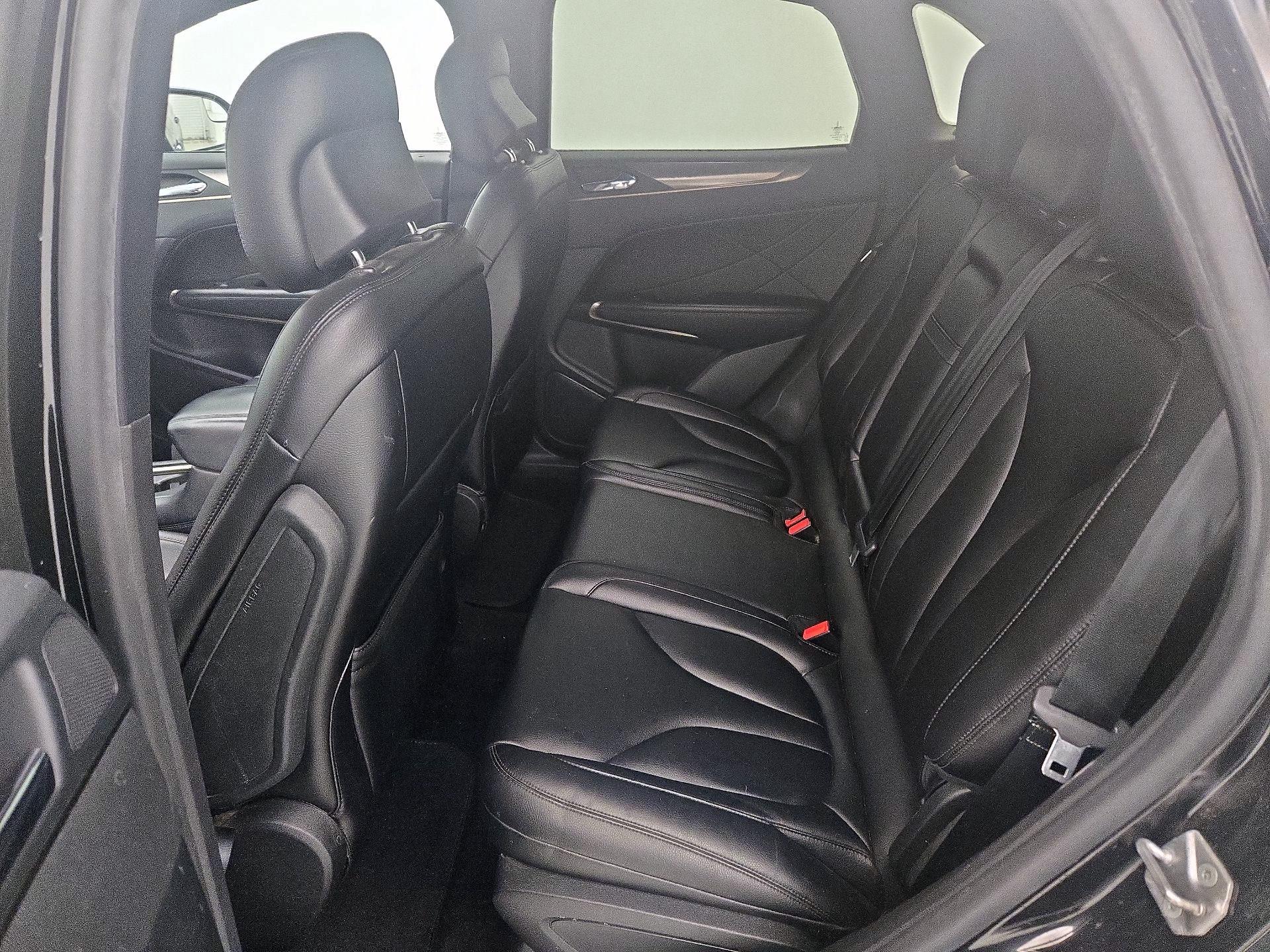 Thumbnail: 2019 Lincoln MKC - 19