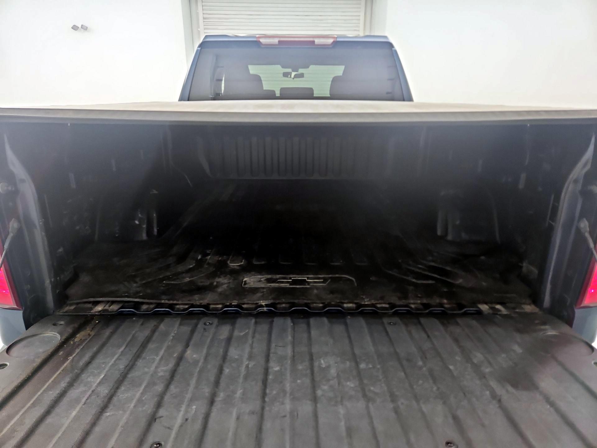 Thumbnail: 2019 Chevrolet Silverado 1500 - 20