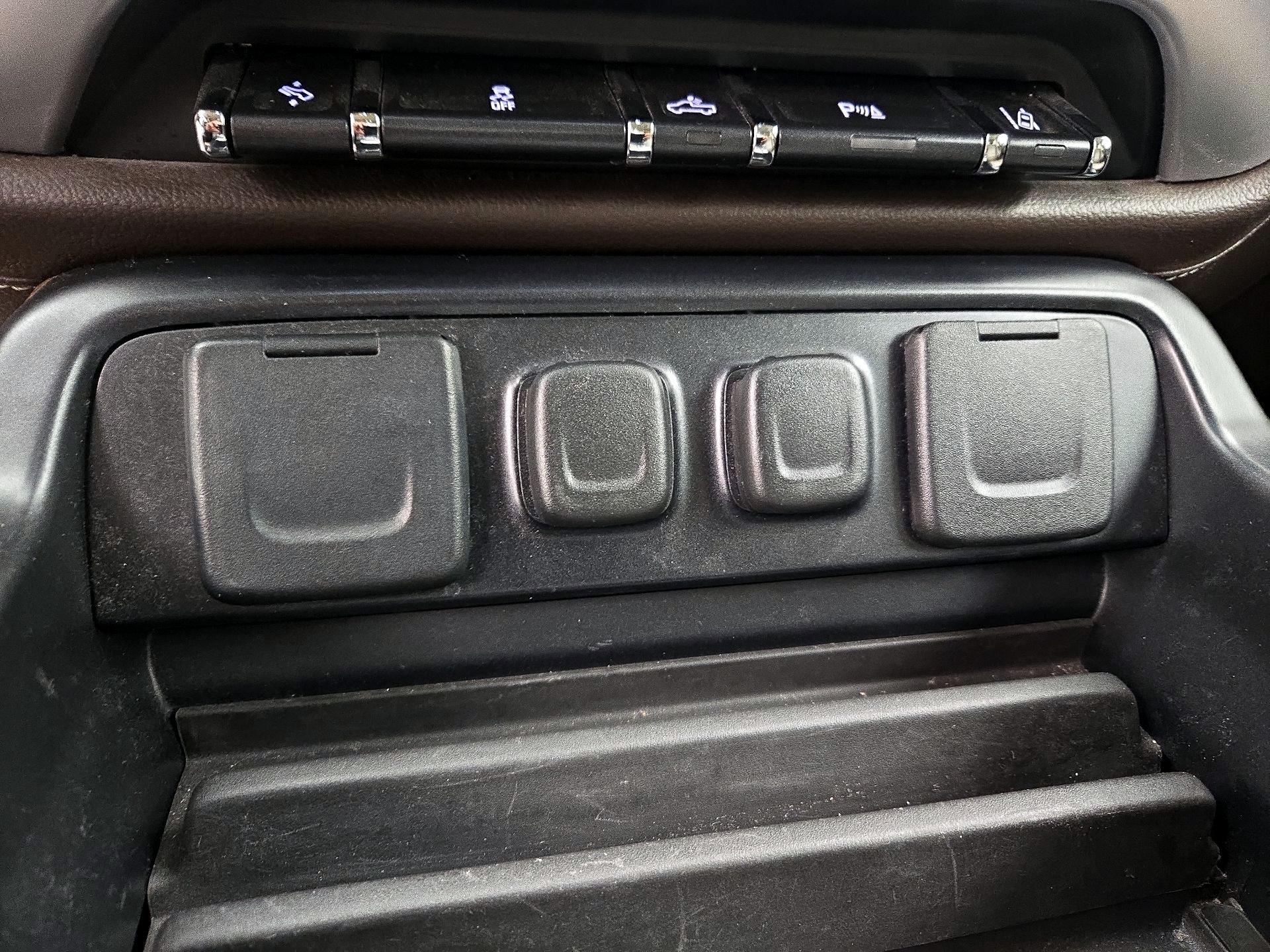 Thumbnail: 2015 GMC Sierra 1500 - 18