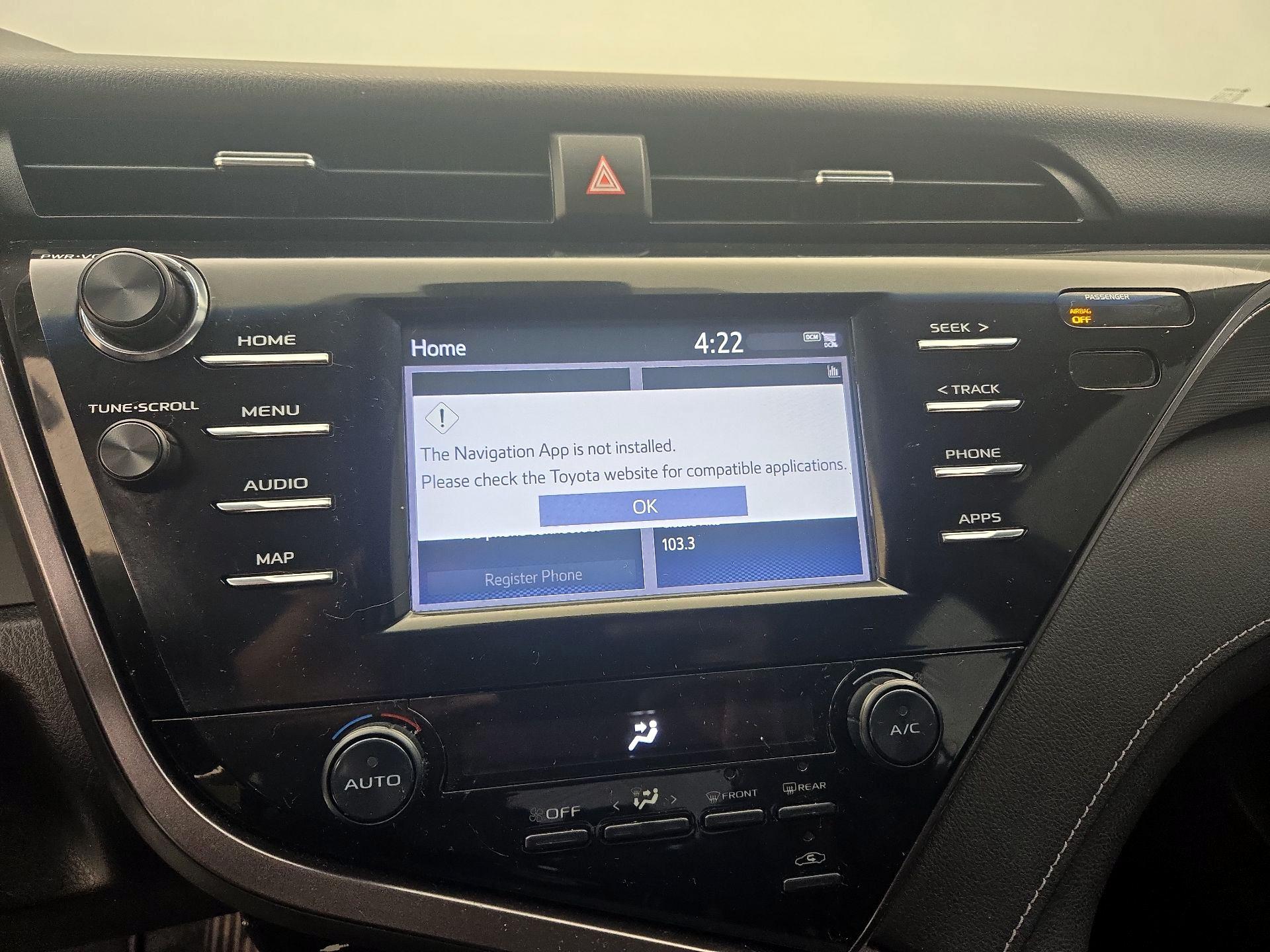 Thumbnail: 2019 Toyota Camry - 14