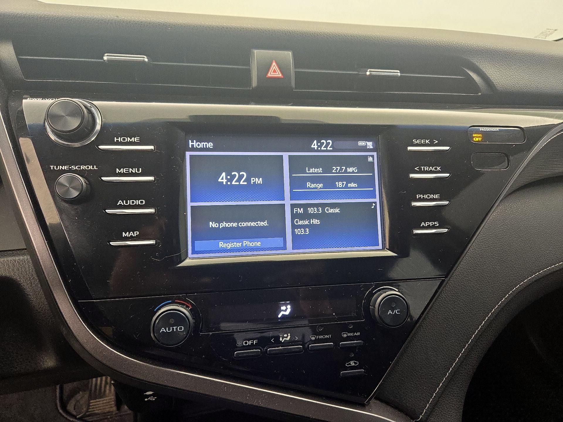 Thumbnail: 2019 Toyota Camry - 16