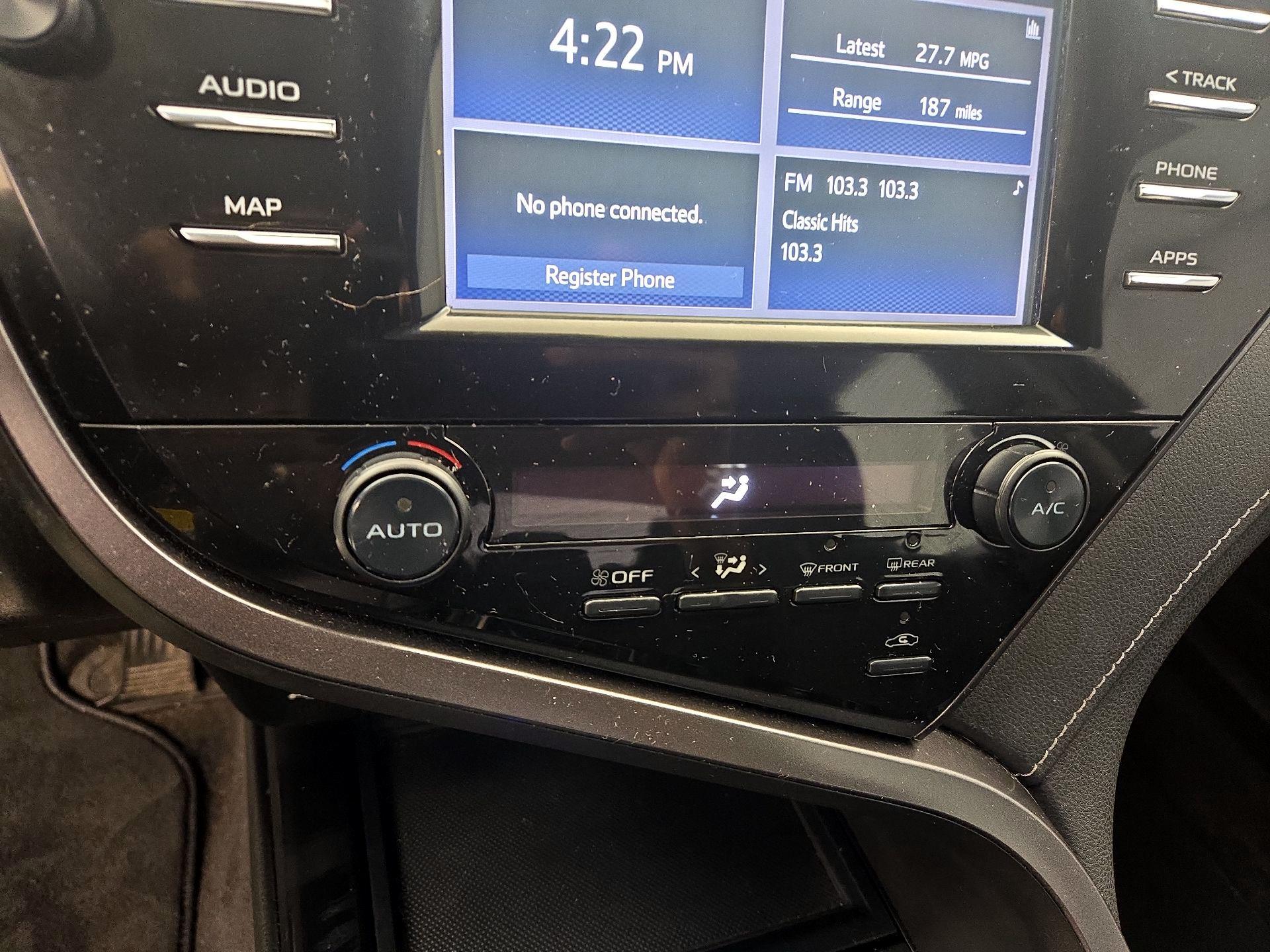 Thumbnail: 2019 Toyota Camry - 17