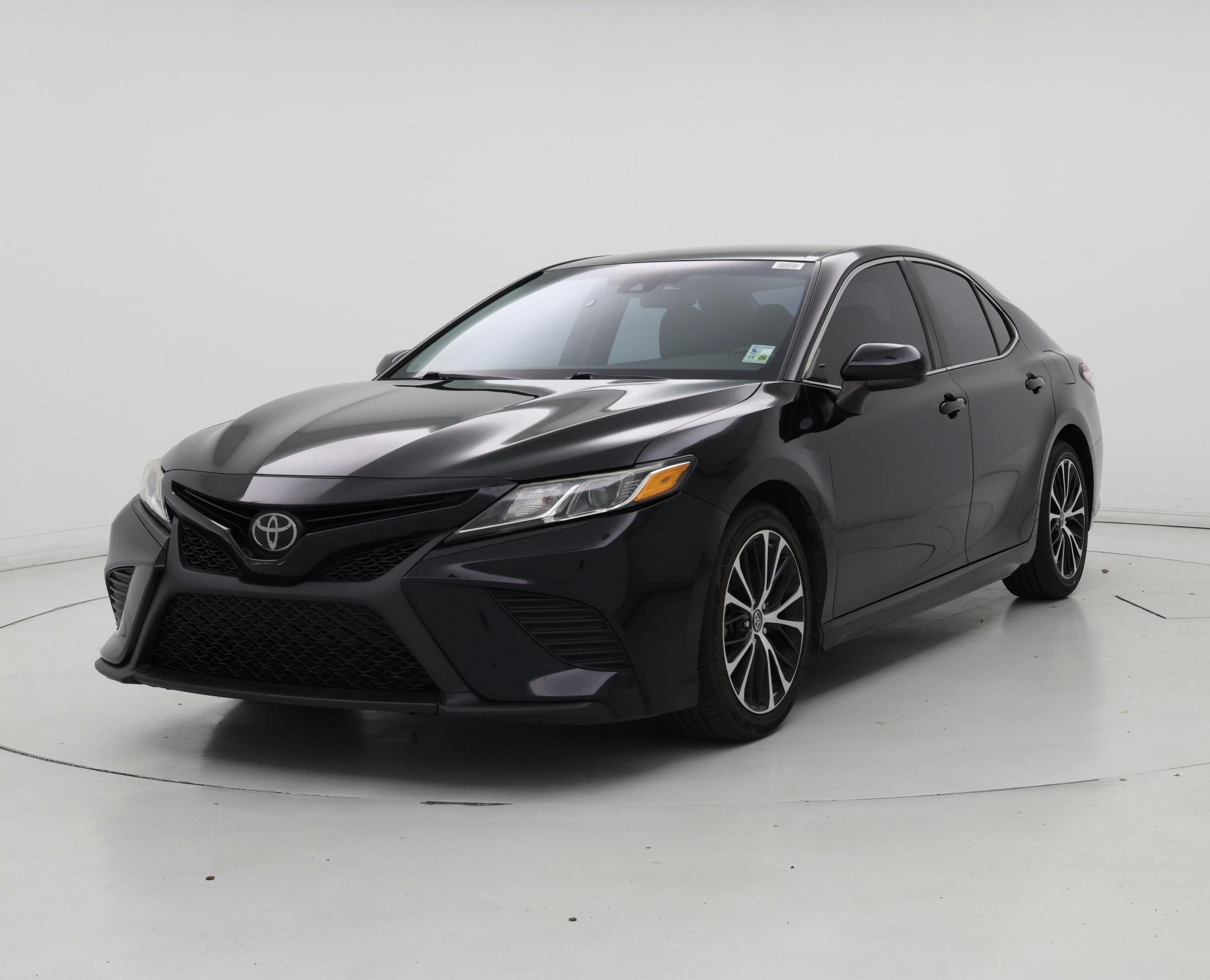 Thumbnail: 2019 Toyota Camry - 4