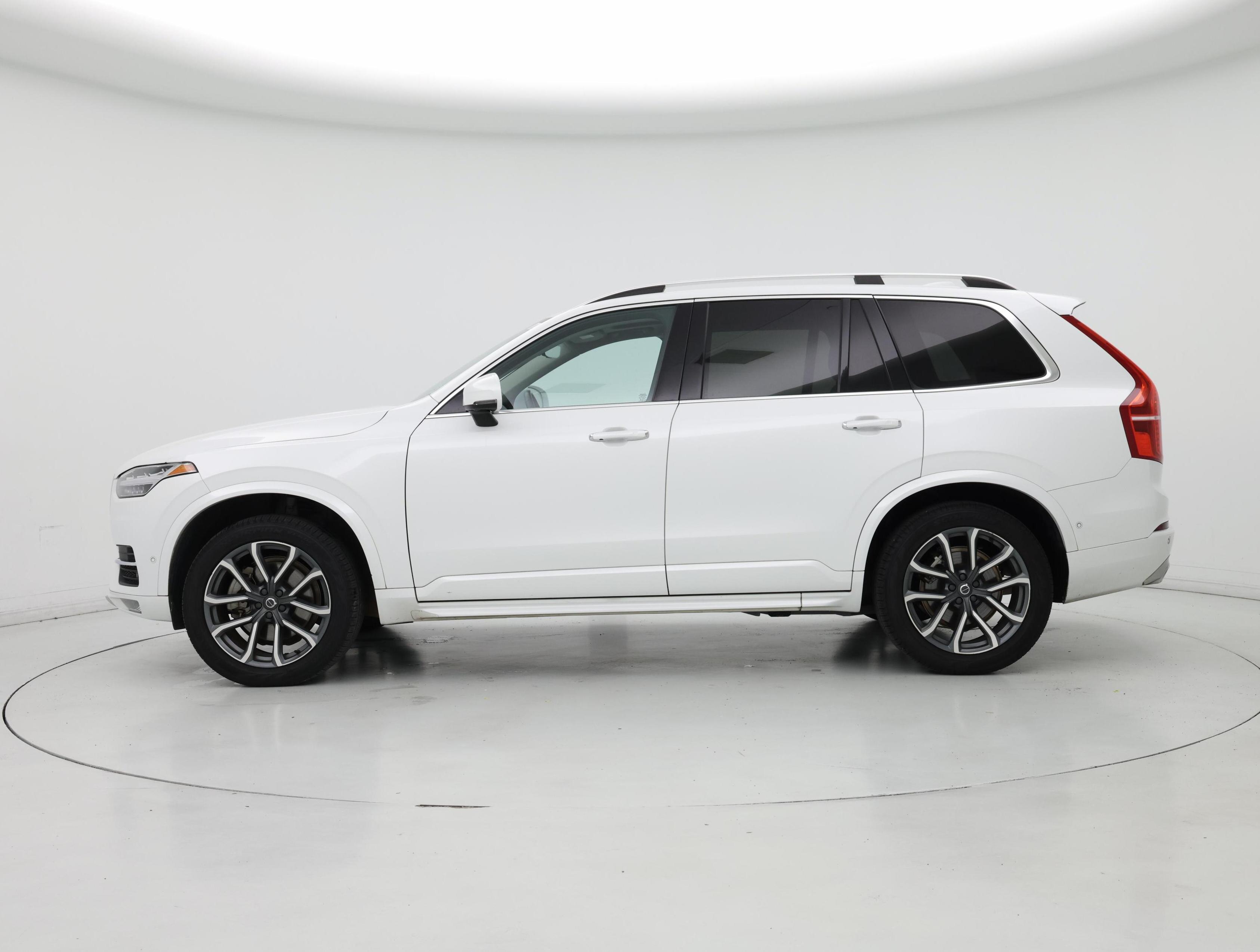 Thumbnail: 2018 Volvo XC90 - 3