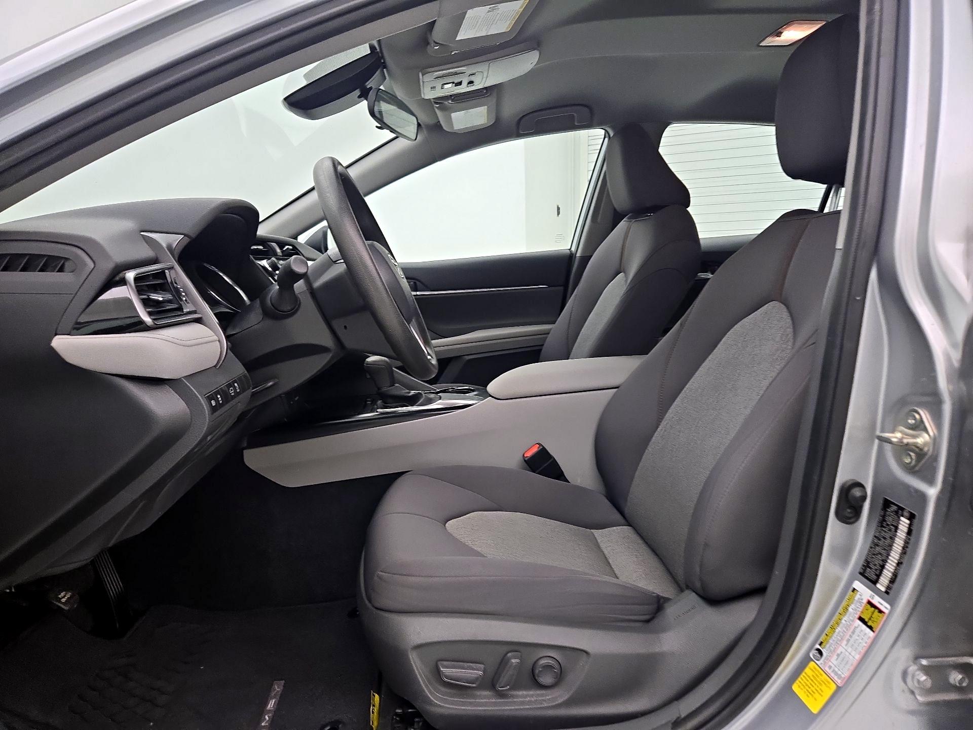 Thumbnail: 2020 Toyota Camry - 11