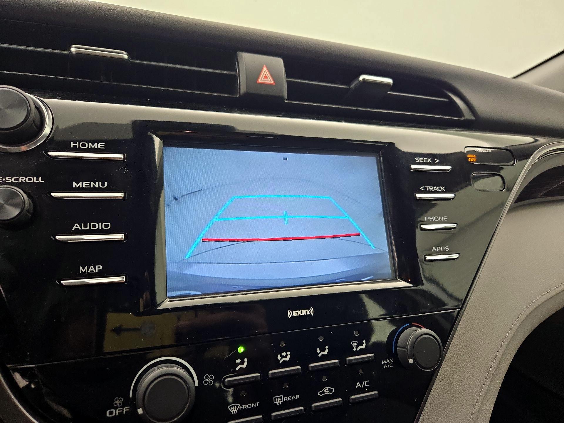 Thumbnail: 2020 Toyota Camry - 14