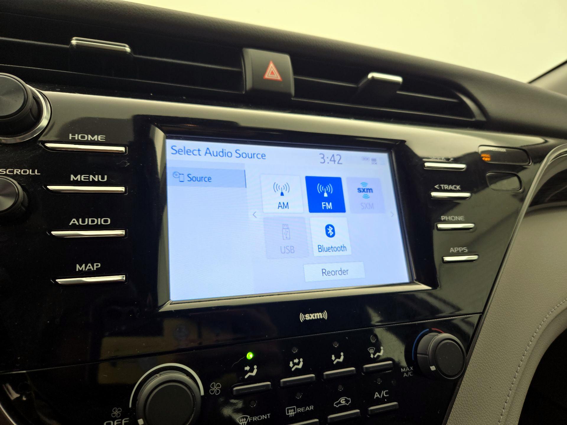 Thumbnail: 2020 Toyota Camry - 15