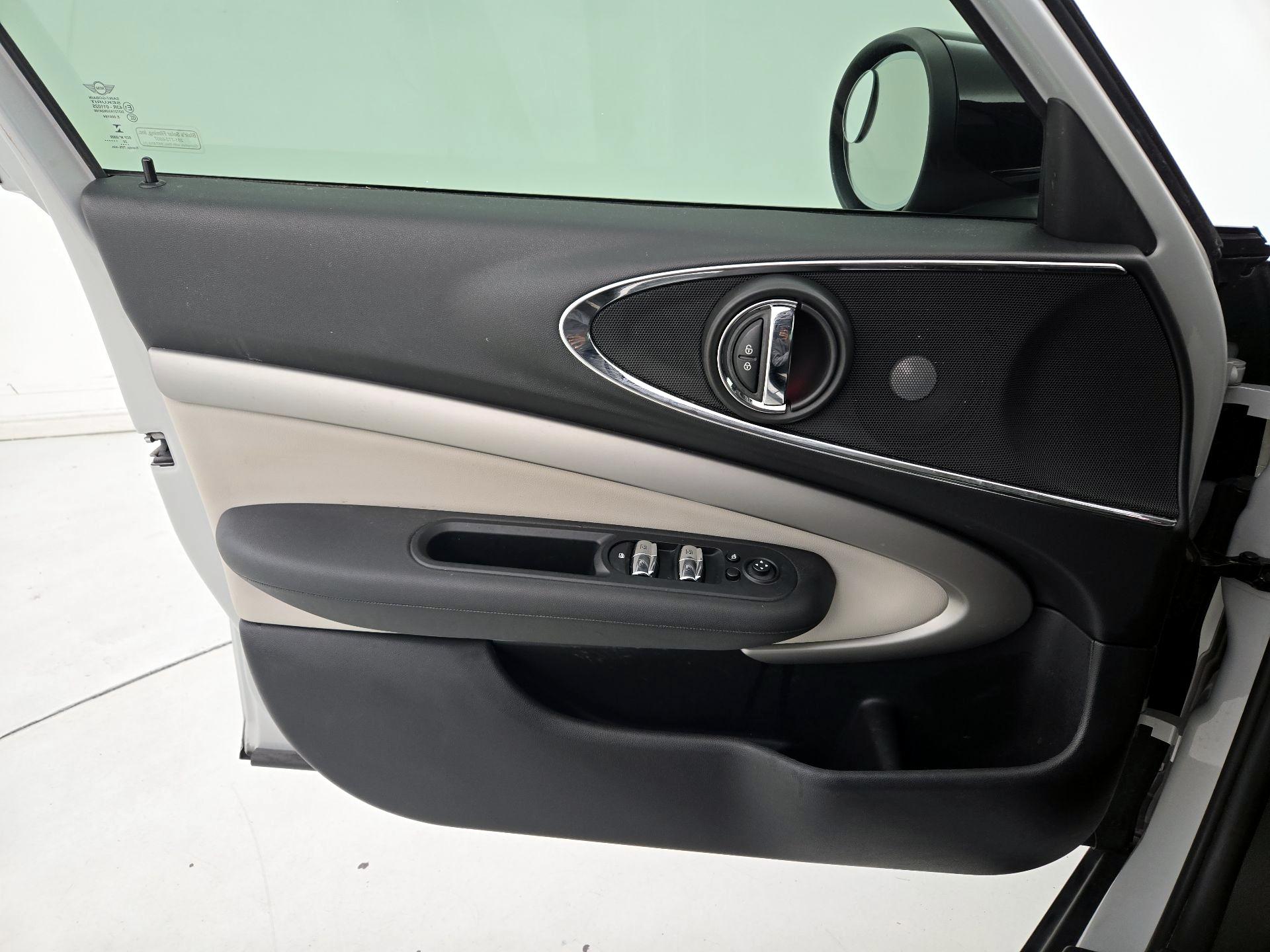 Thumbnail: 2021 MINI Cooper Clubman - 12