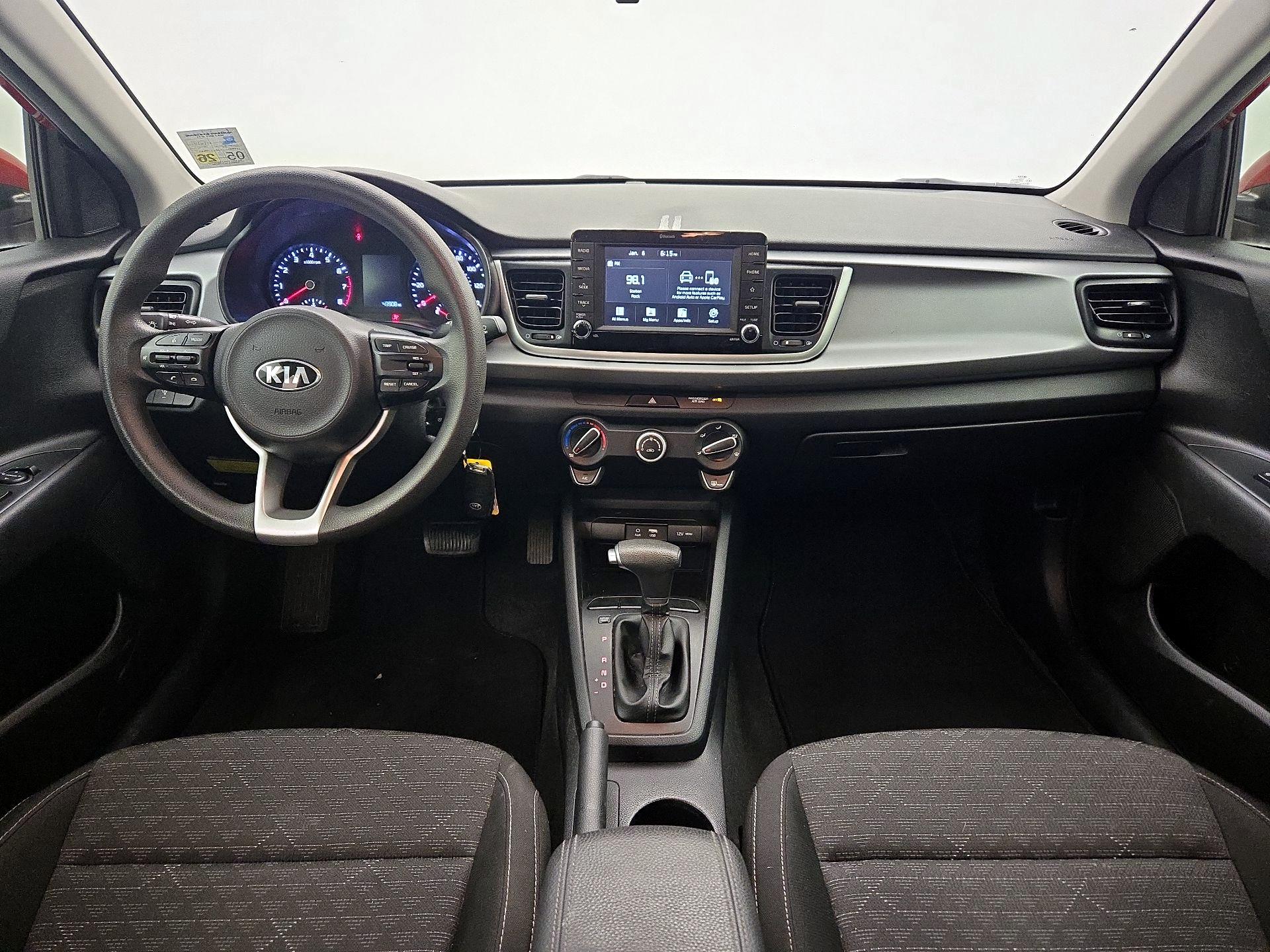 Thumbnail: 2020 Kia Rio - 9