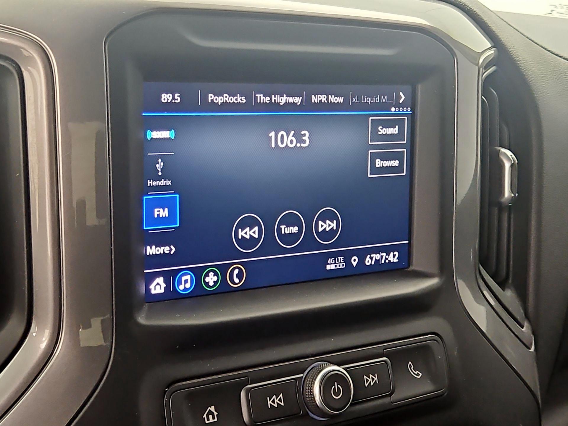 Thumbnail: 2020 Chevrolet Silverado 1500 - 15