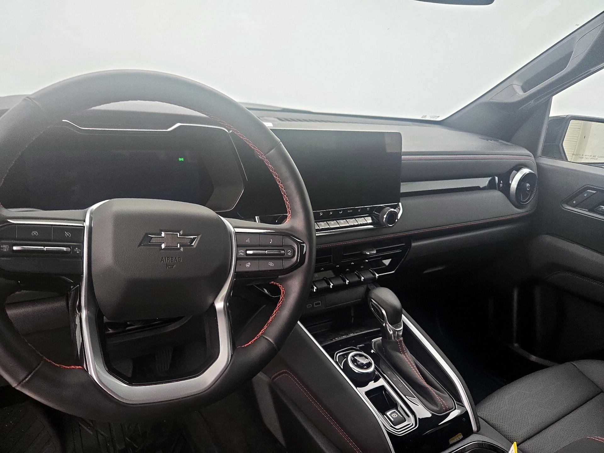 Thumbnail: 2025 Chevrolet Colorado - 9