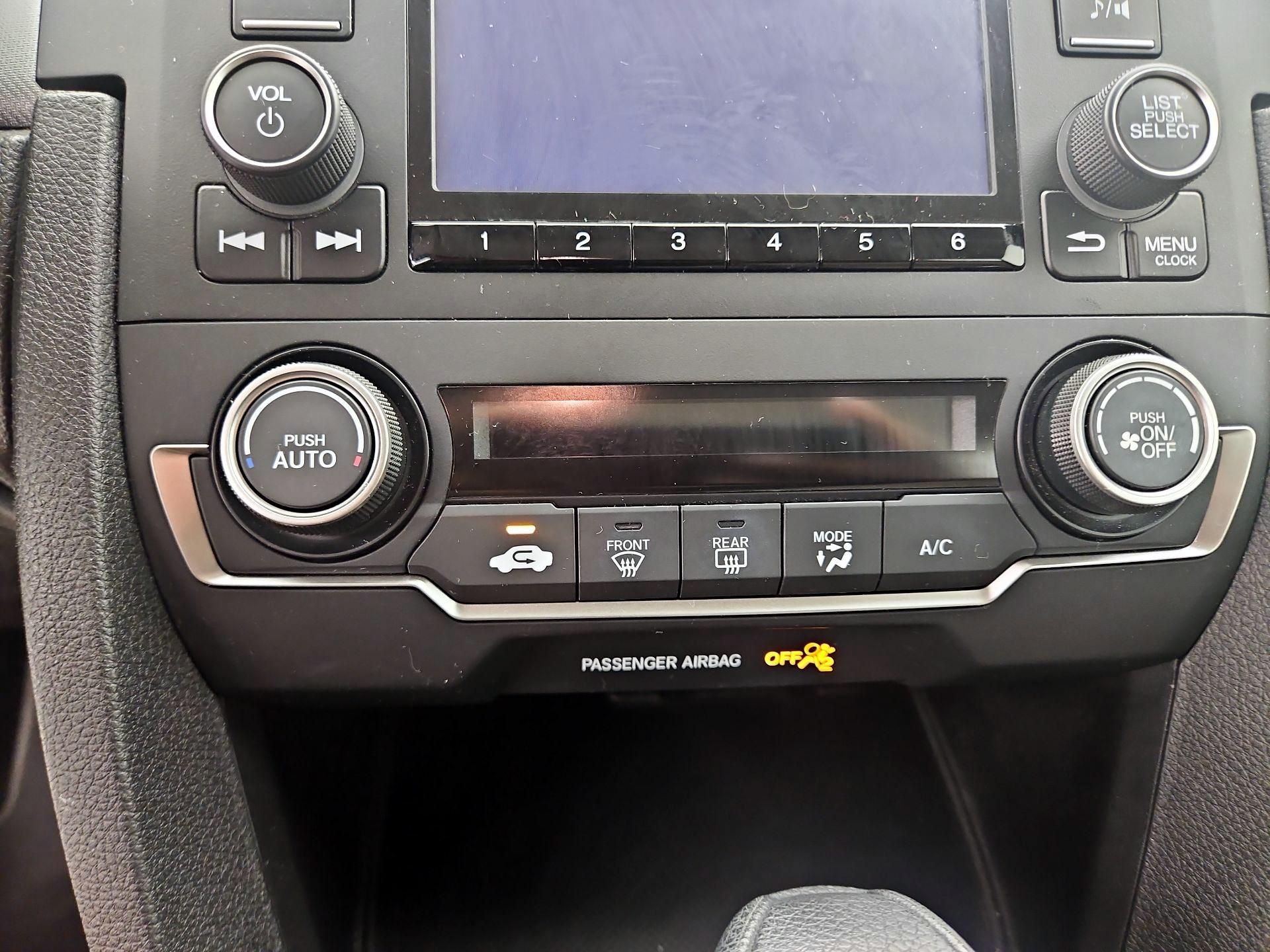 Thumbnail: 2018 Honda Civic - 16