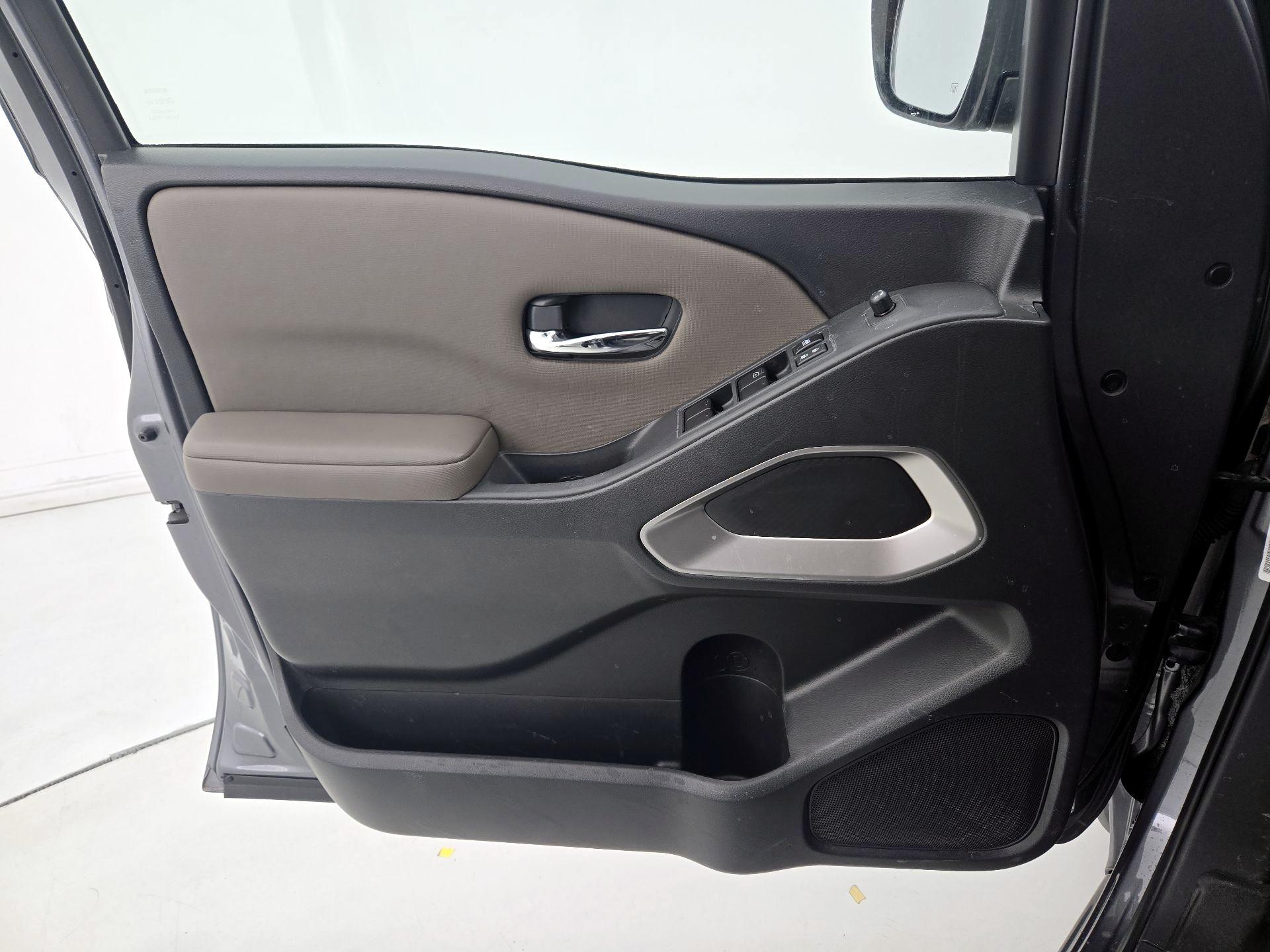 Thumbnail: 2023 Nissan Frontier - 12