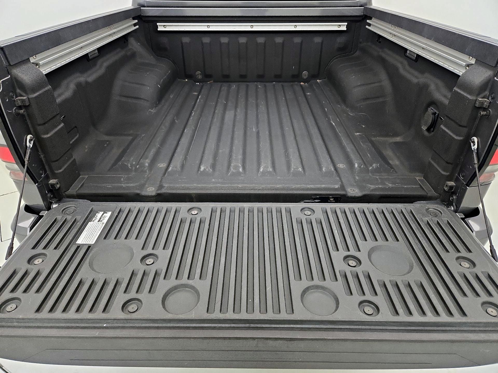 Thumbnail: 2023 Nissan Frontier - 20