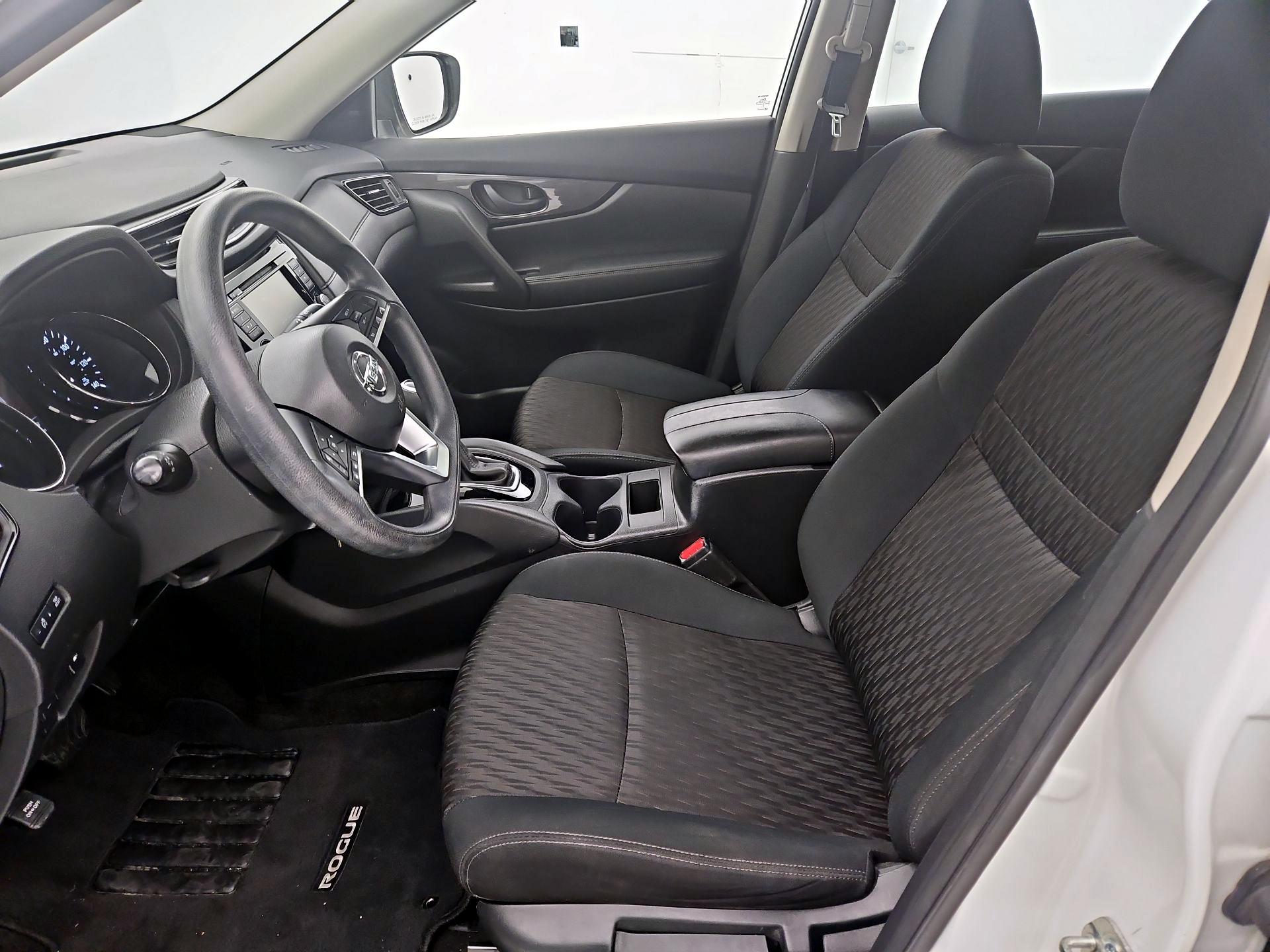 Thumbnail: 2019 Nissan Rogue - 11