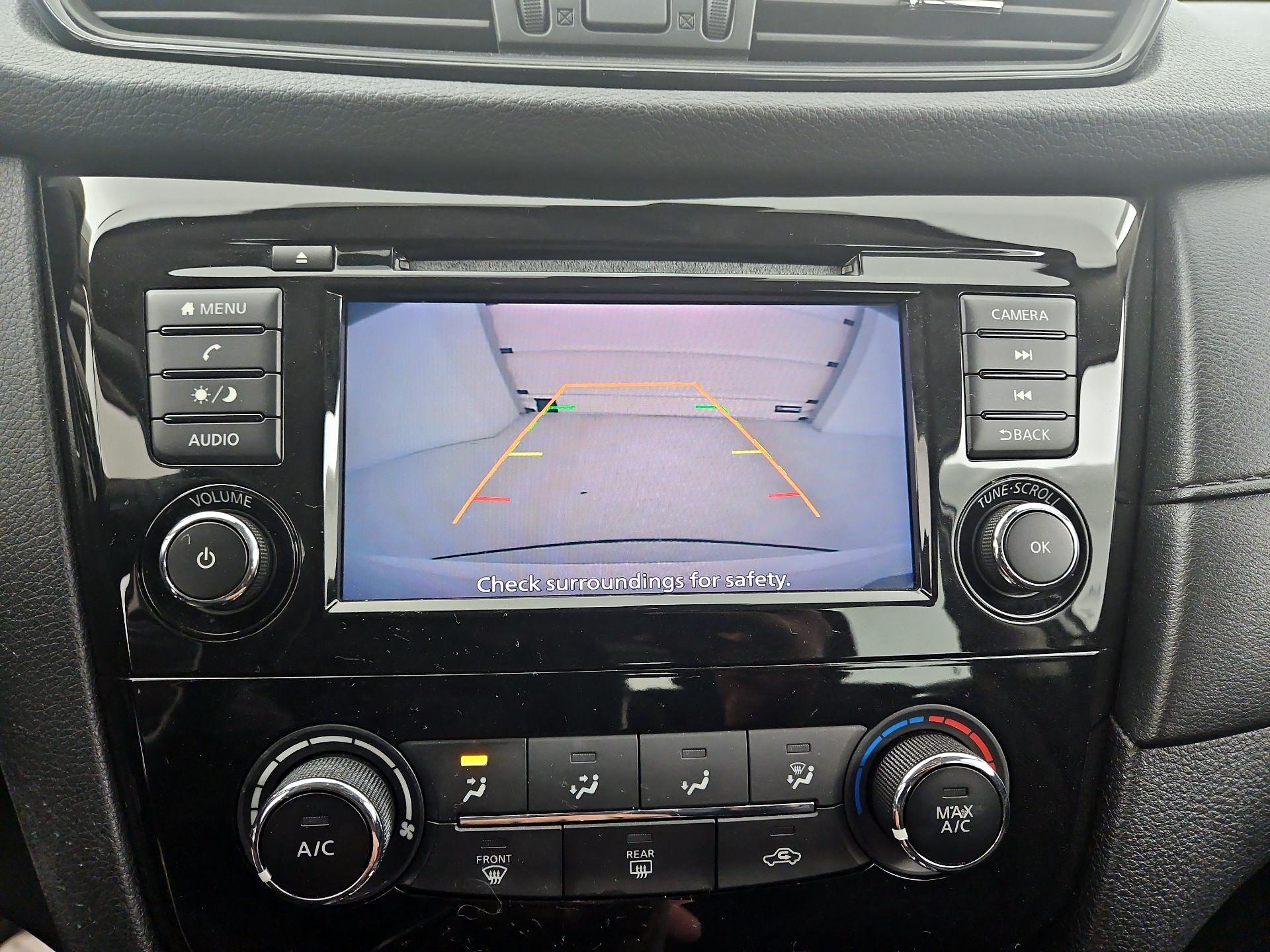 Thumbnail: 2019 Nissan Rogue - 14