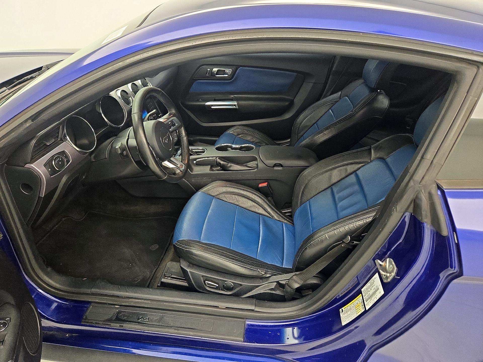 Thumbnail: 2015 Ford Mustang - 11