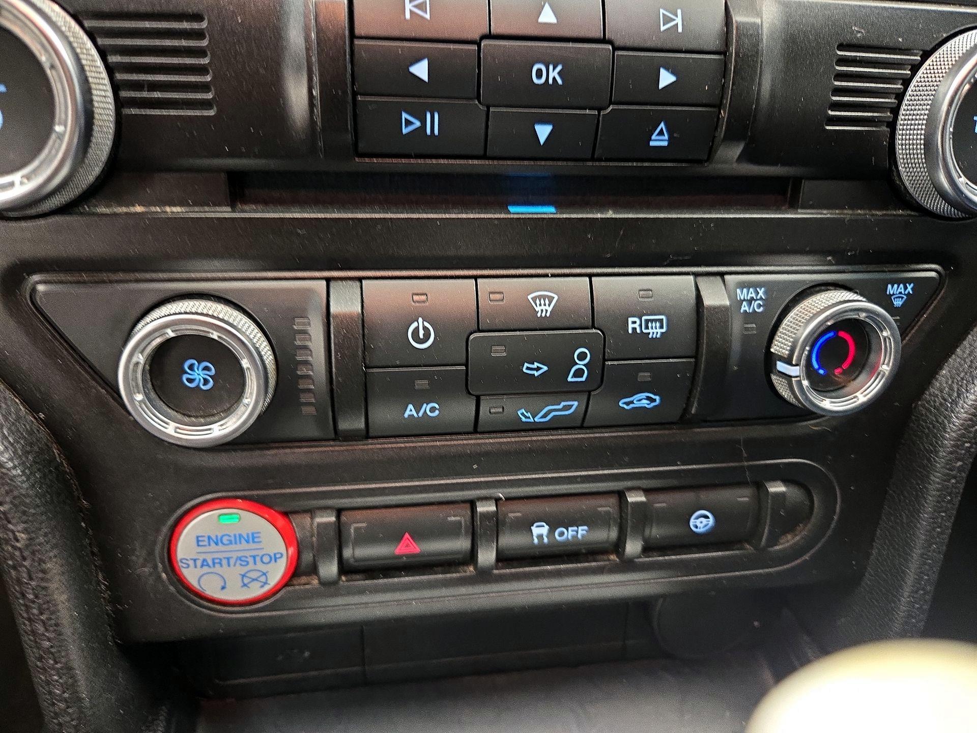 Thumbnail: 2015 Ford Mustang - 16