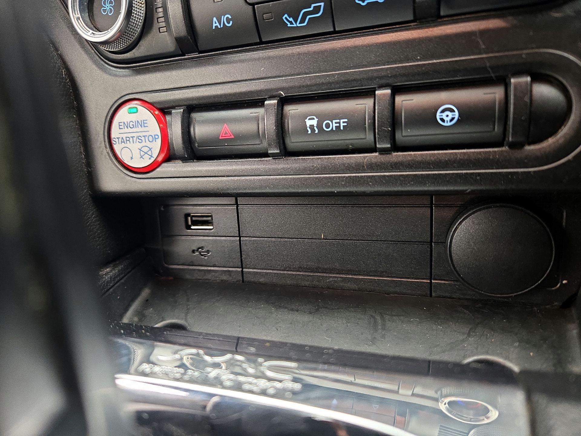 Thumbnail: 2015 Ford Mustang - 18