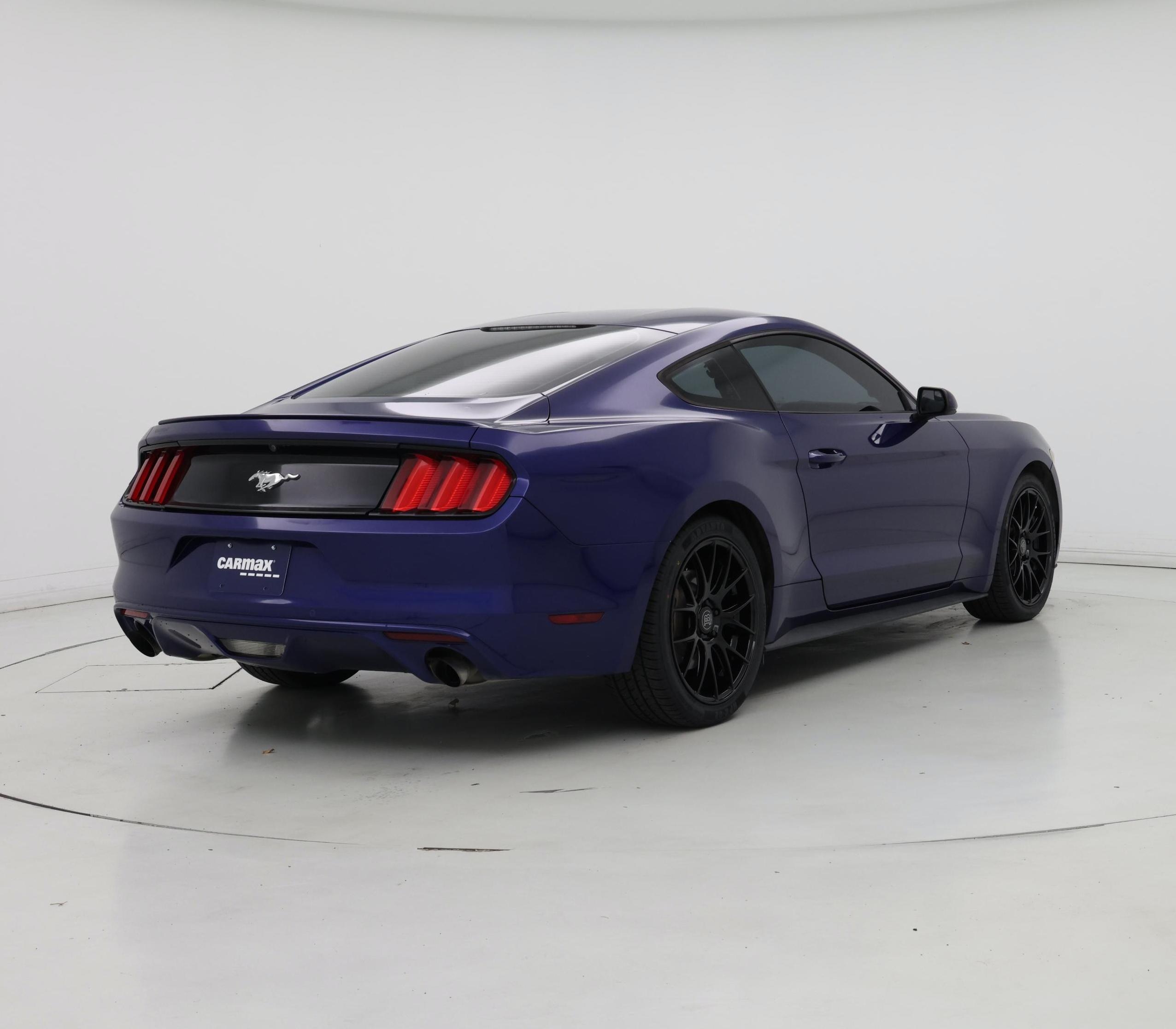 Thumbnail: 2015 Ford Mustang - 8