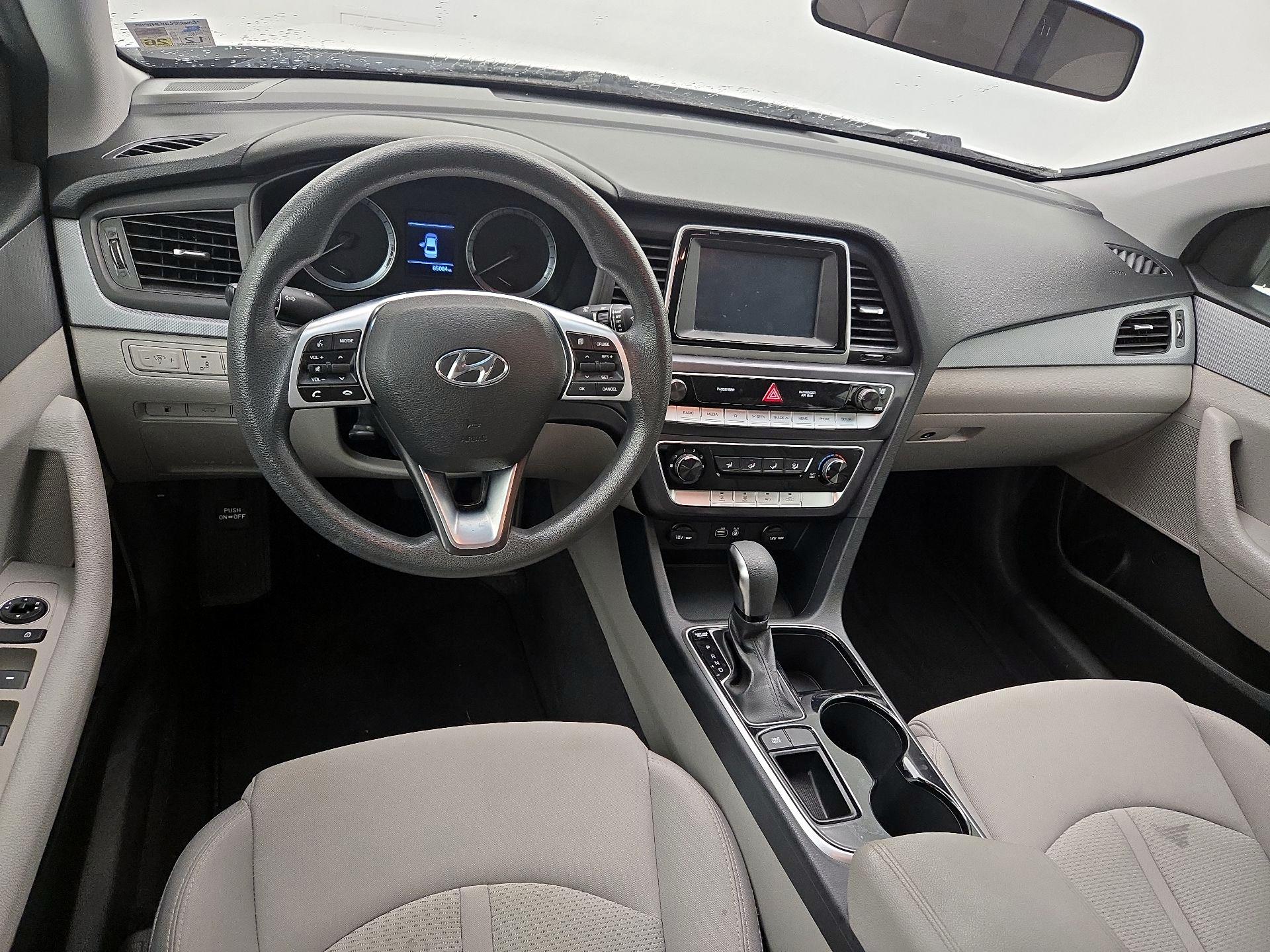 Thumbnail: 2019 Hyundai Sonata - 9