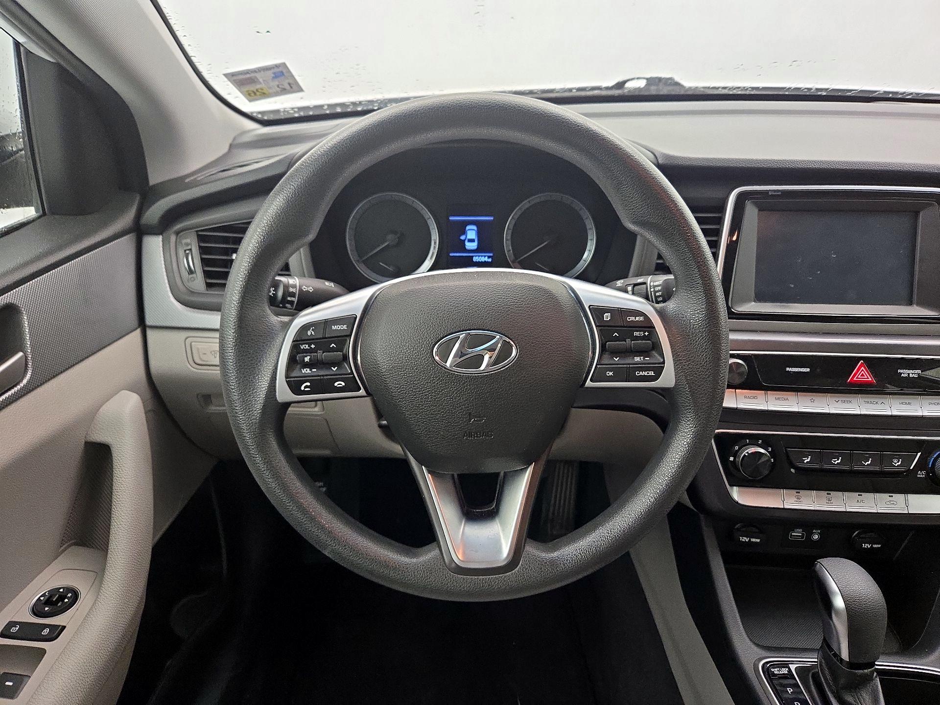 Thumbnail: 2019 Hyundai Sonata - 10